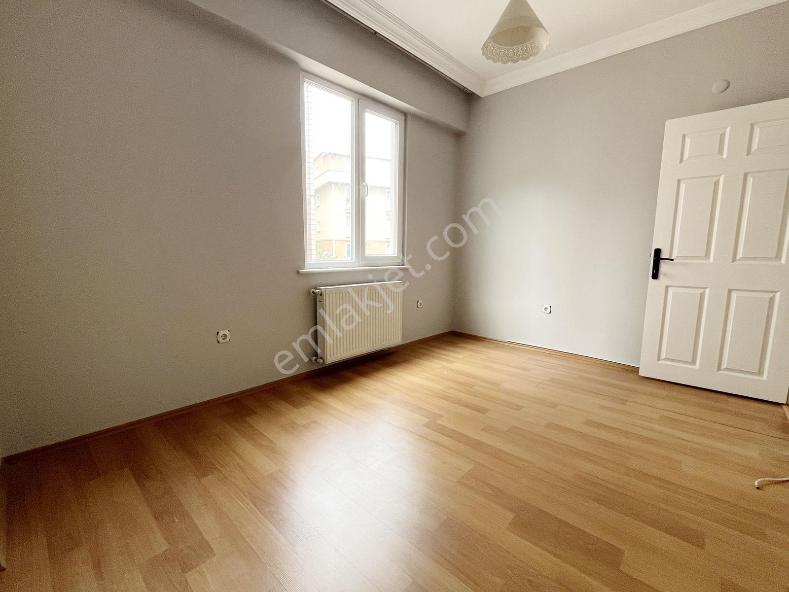 Satılık 2,5+1 Daire - 3. Kat - Kurtköy Merkez - Köşklü Sitesi - Görsel 23