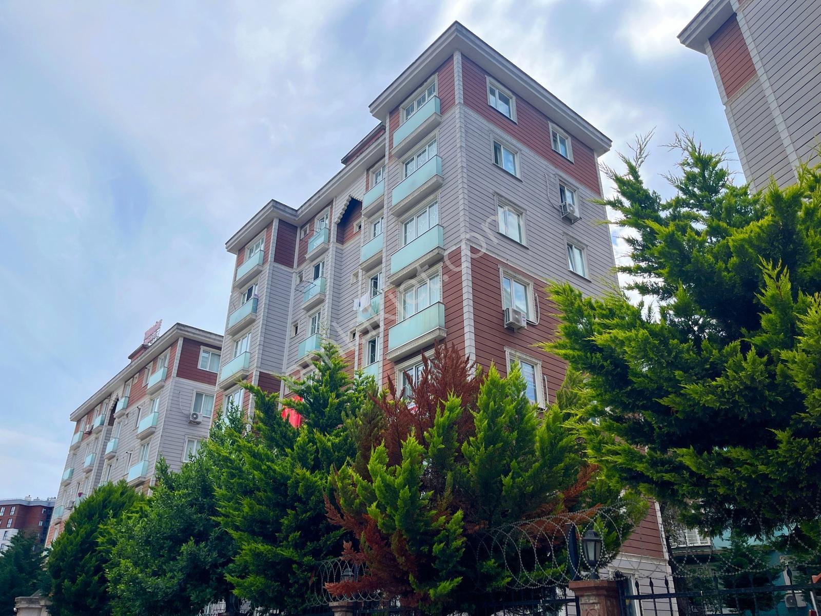 Satılık 2,5+1 Daire - 3. Kat - Kurtköy Merkez - Köşklü Sitesi - Görsel 20