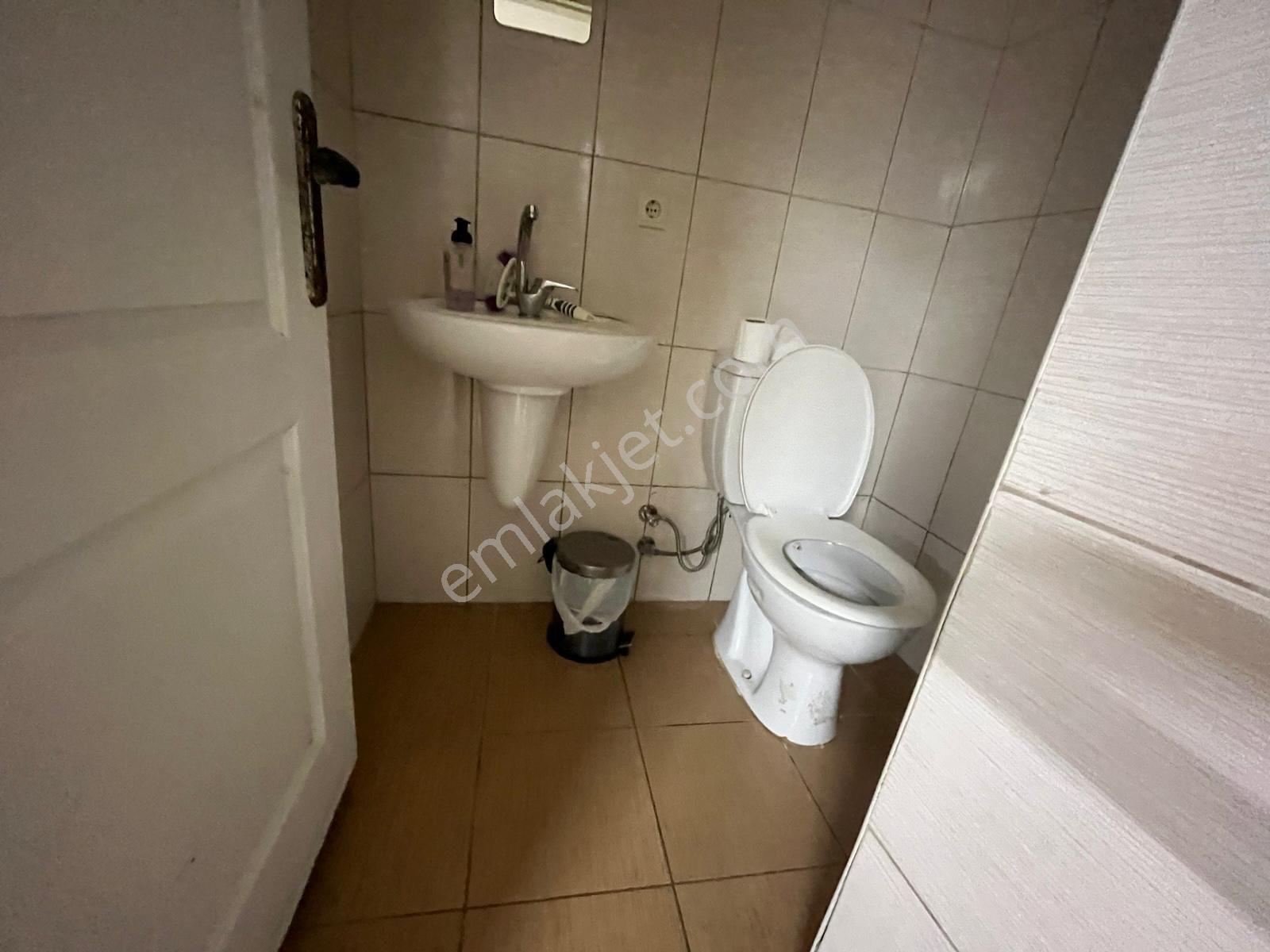 Kiralık Dükkan Pendik Esenyalı Mahallesi - Görsel 8
