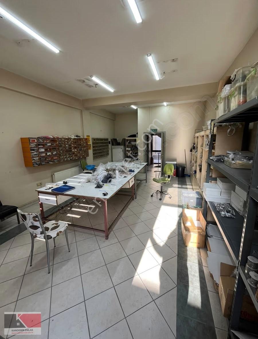 Kandemir Emlaktan Satılık 215 M2 4 Katlı İş Yeri Vadiye Komşu - Görsel 26