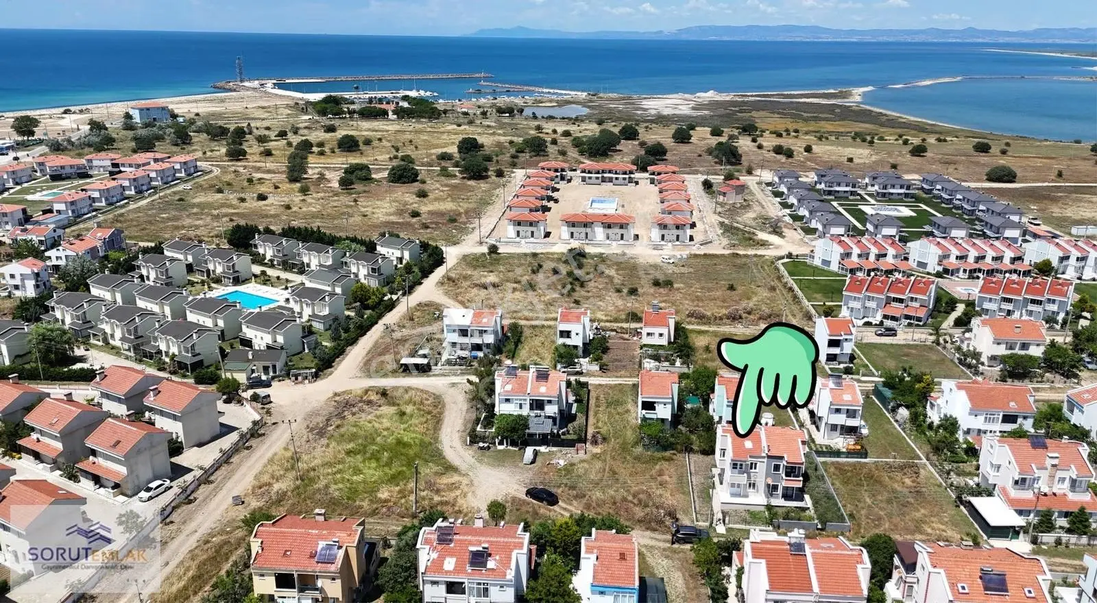 Enez Pırlanta Plajı'nda Denize 500m, 120m² 3+1 Dubleks