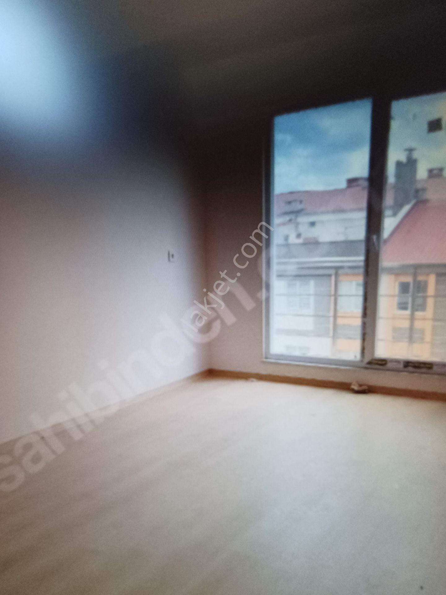 Cumhuriyet Mahallesinde 2+2 (2+1 ) Teraslı Dubleks Daire Satılıktır - Görsel 14