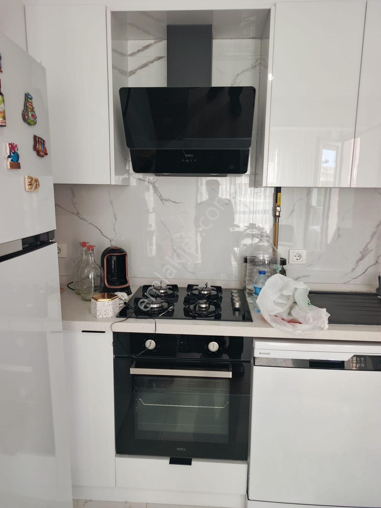 Bayraklı Mansuroğlu Yeni Binada Satılık 2+1 Oturuma Hazır Daire - Görsel 7