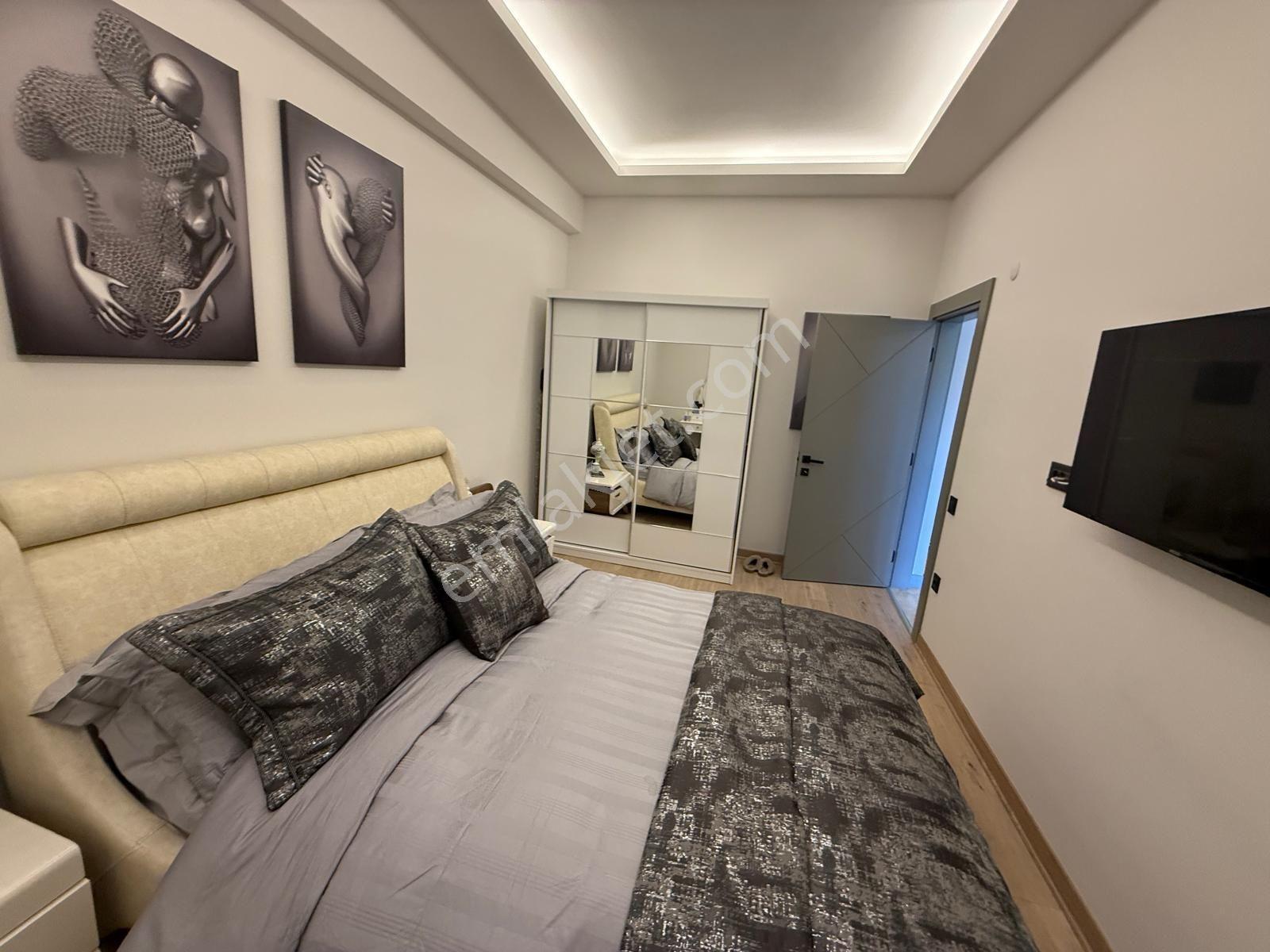 Kadınlar Denizi'nde Havuzlu Sitede Bahçe Katı 1+1 - Görsel 20