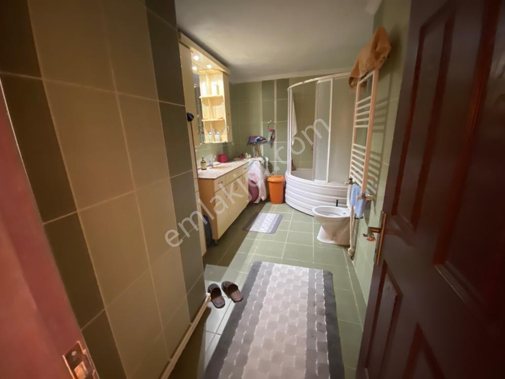 Acil Buca Şirinyer Merkezde 3+1 145m2 Dgazlı Ayrı Mutfak Ferah Daire - Görsel 22