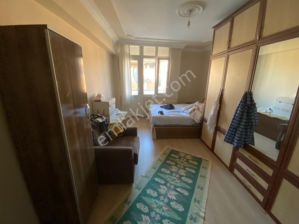 Acil Buca Şirinyer Merkezde 3+1 145m2 Dgazlı Ayrı Mutfak Ferah Daire - Görsel 13