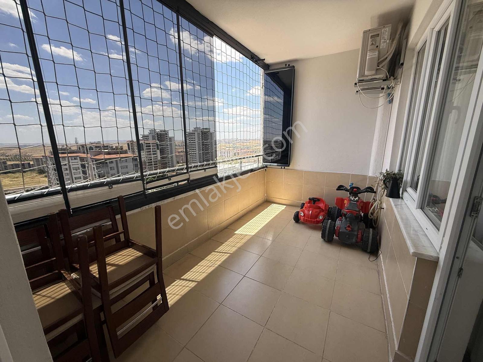 Uzaydan Şahintepede Ta Ediz Sitesinde Satılık Daire - Görsel 24