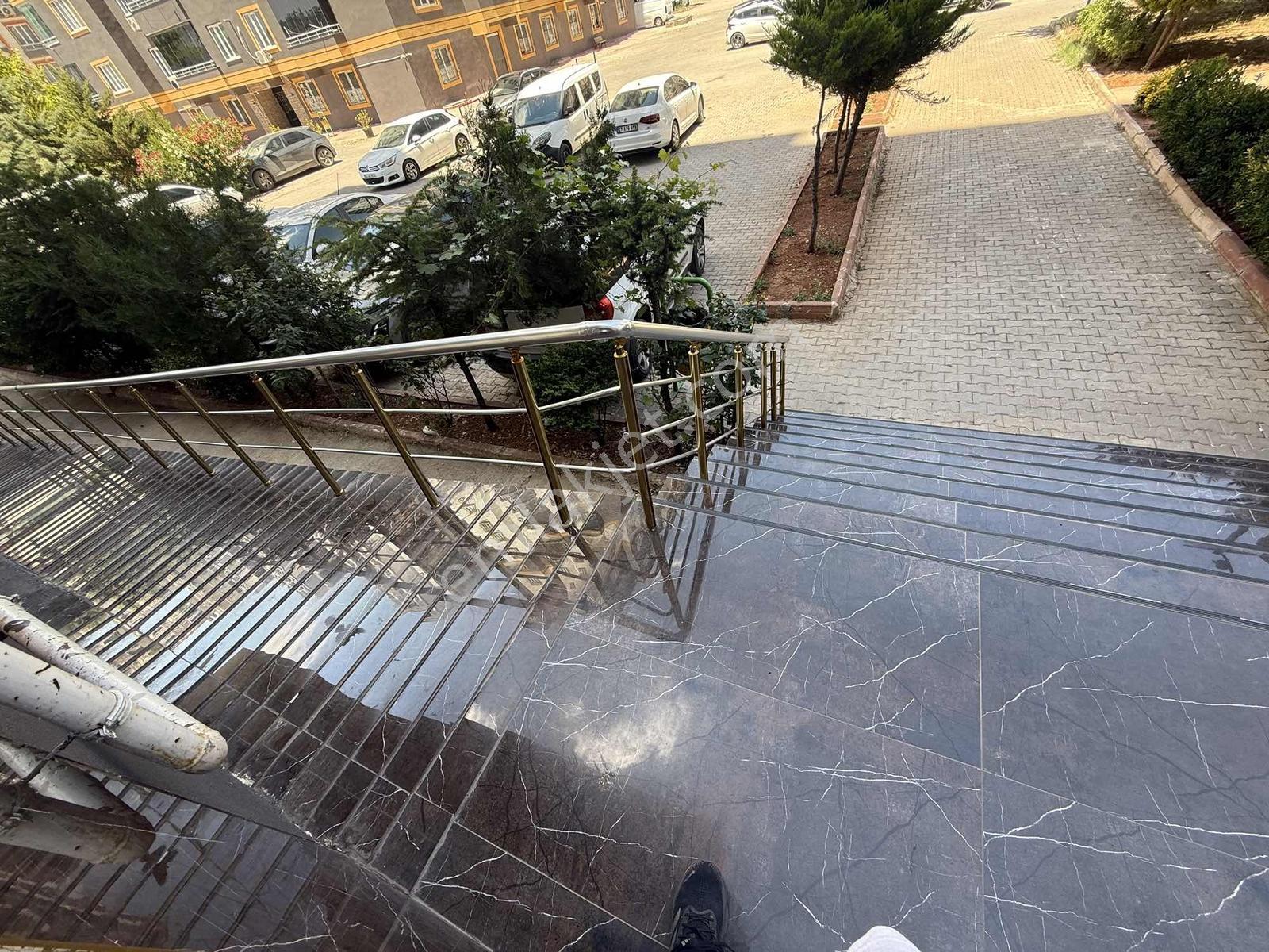 Uzaydan Şahintepede Ta Ediz Sitesinde Satılık Daire - Görsel 5