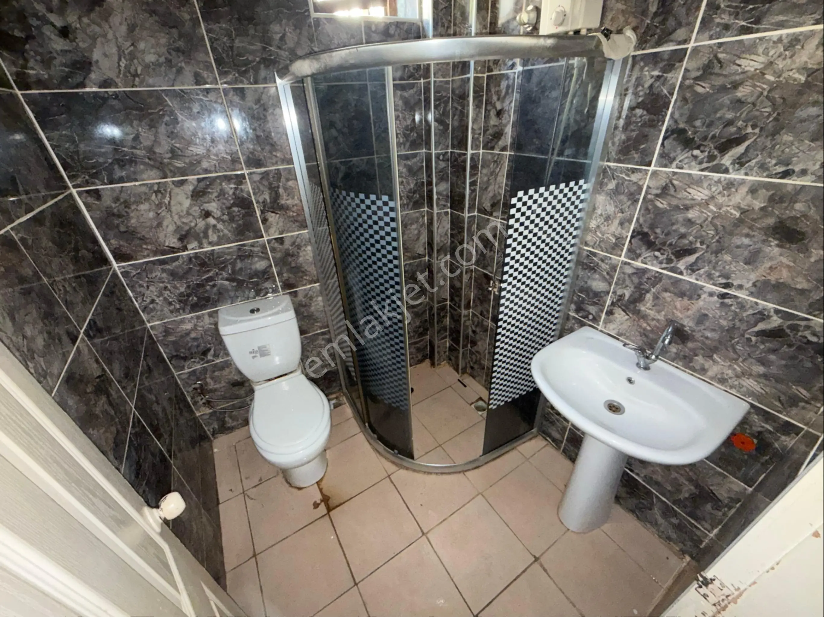 1+1 Cadde Yakını Giriş Kat Kiralık Daire - Görsel 5