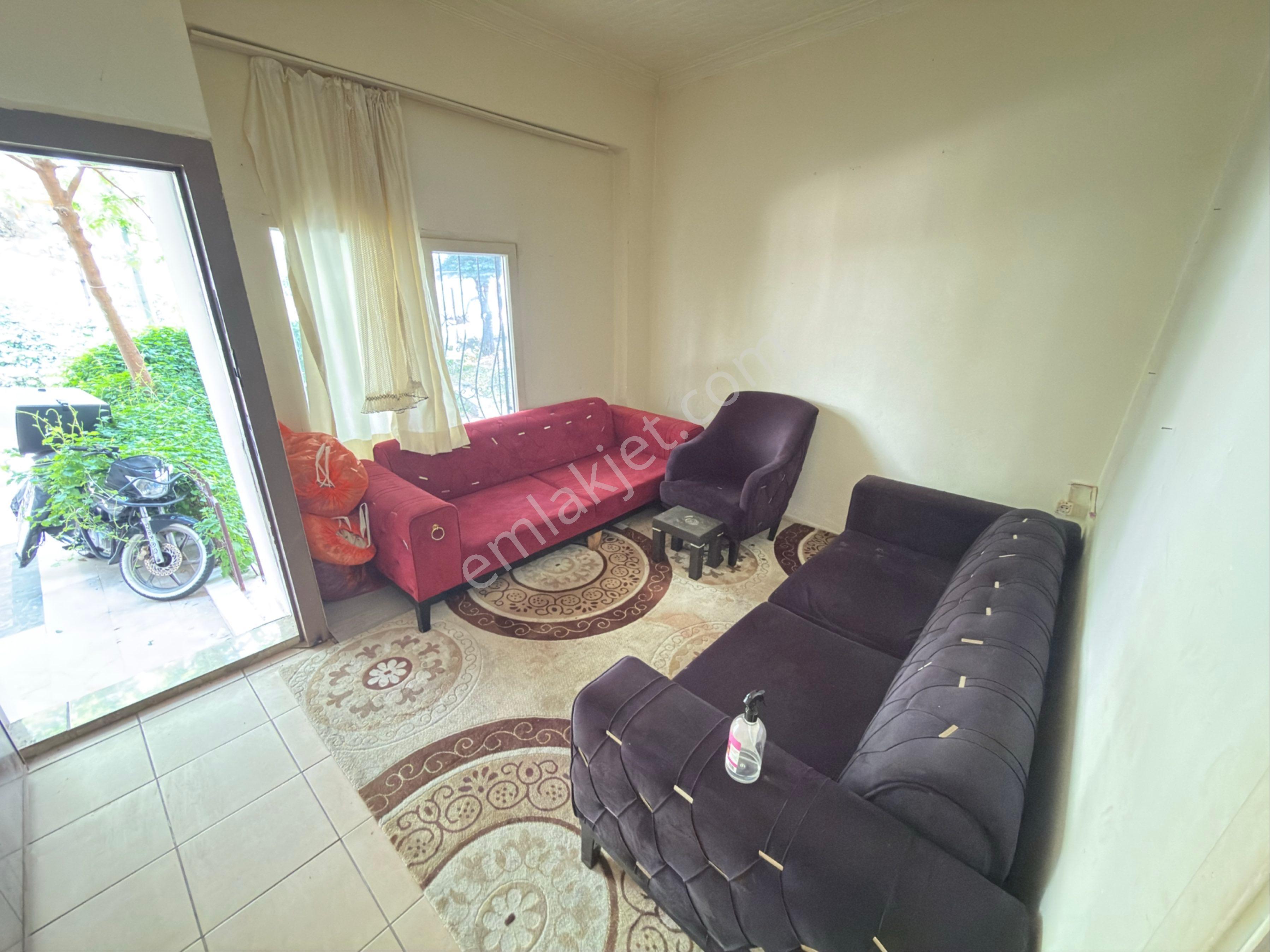 1+1 Cadde Yakını Giriş Kat Kiralık Daire