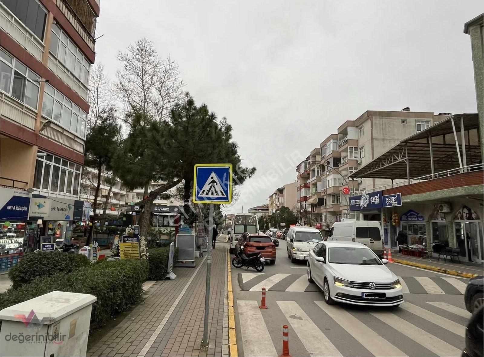 Derince 60 Evler Çarşı Merkez 3+1 Satılık Arakat Daire - Görsel 10