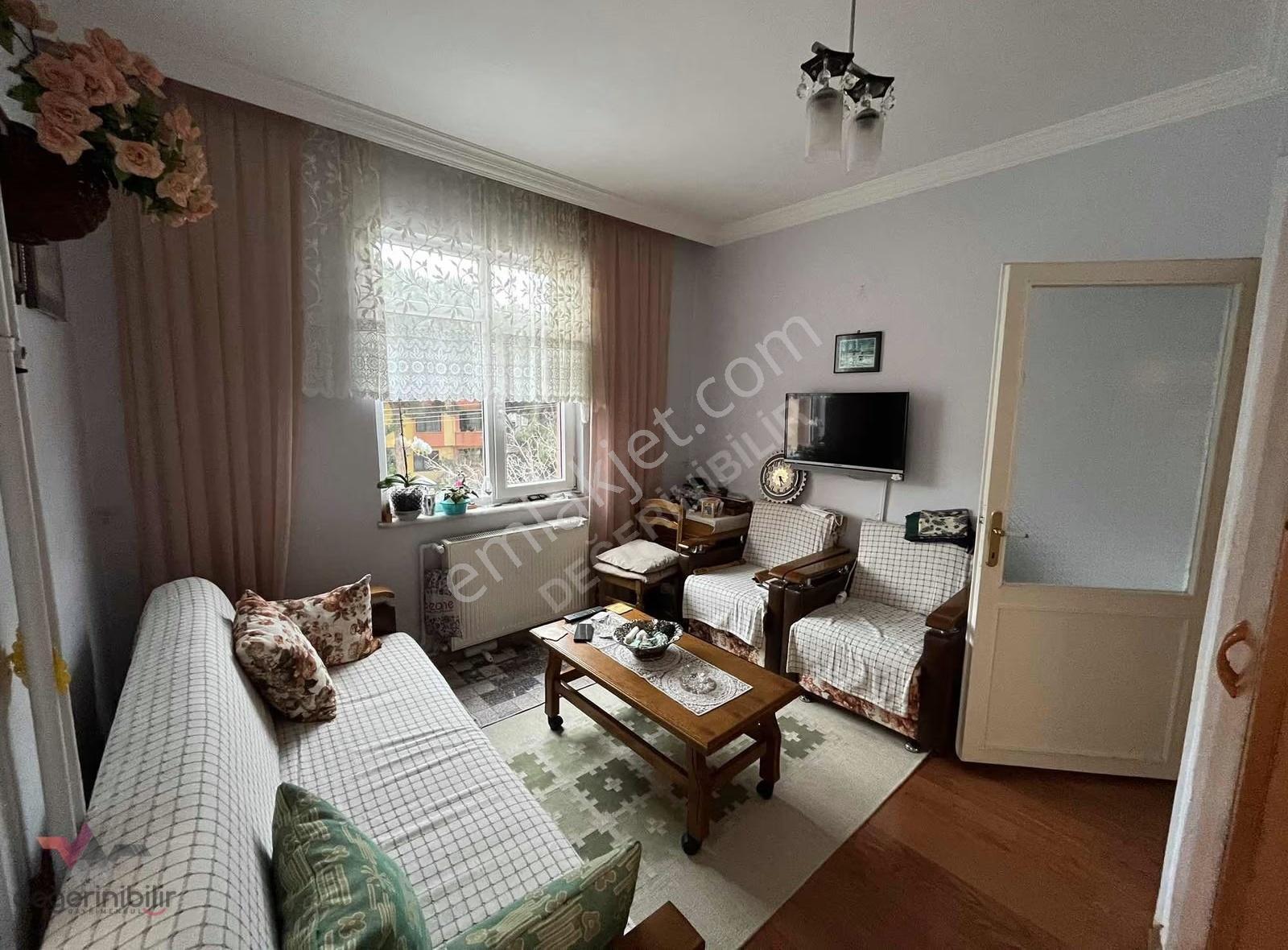 Derince 60 Evler Çarşı Merkez 3+1 Satılık Arakat Daire - Görsel 6