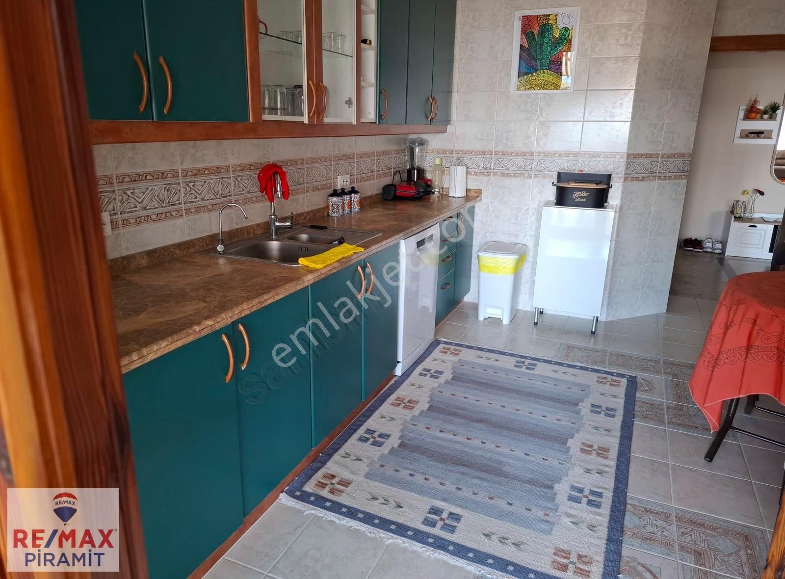 Üsküdar Salacak'ta 3+1 145 M2 Deniz Manzaralı Kiralık Daire - Görsel 25