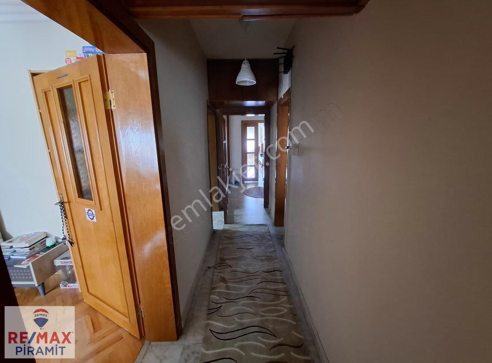 Üsküdar Salacak'ta 3+1 145 M2 Deniz Manzaralı Kiralık Daire - Görsel 19