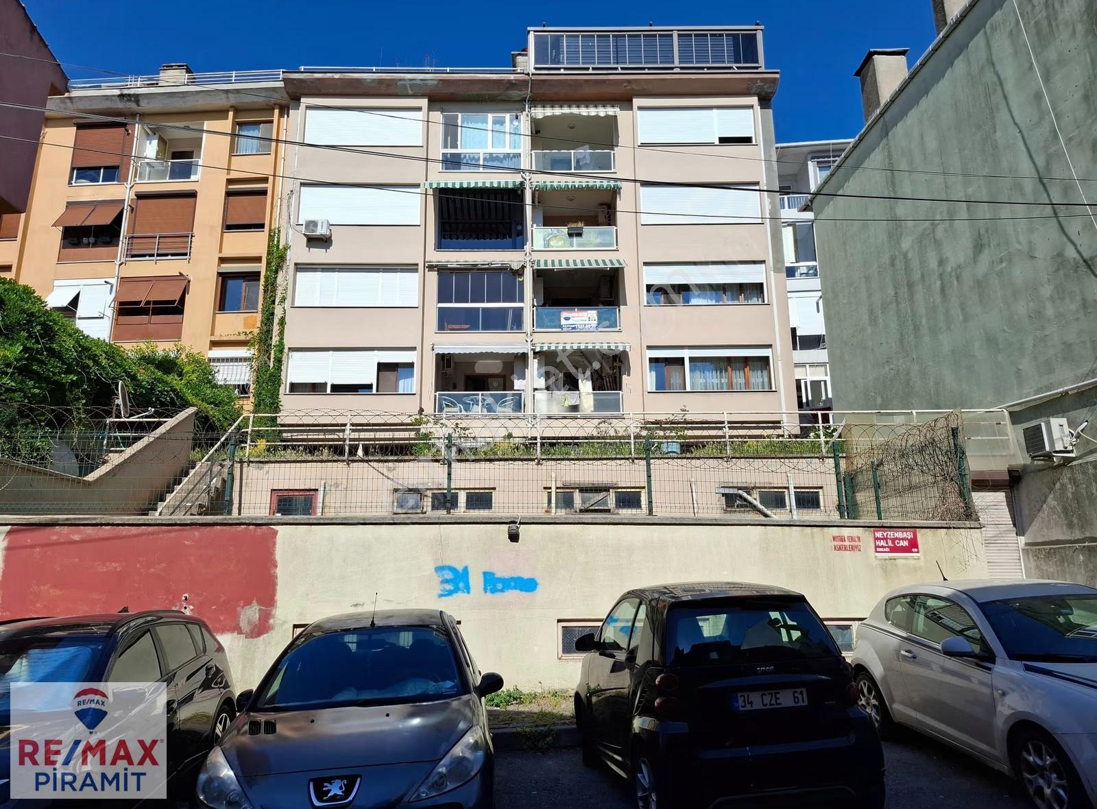 Üsküdar Salacak'ta 3+1 145 M2 Deniz Manzaralı Kiralık Daire - Görsel 30