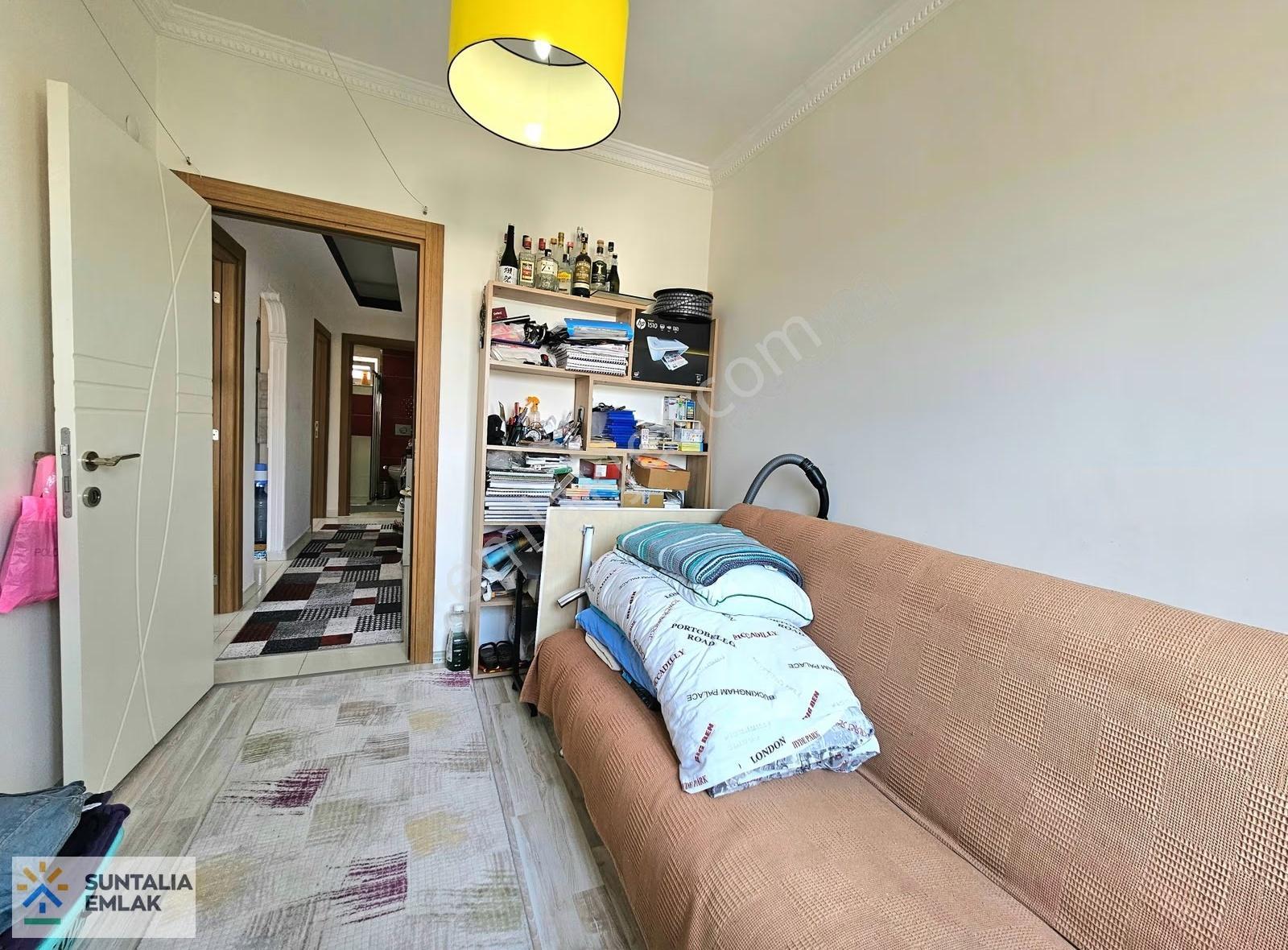 Suntalıa Emlak Tan Ahatlı Da Köşe Bina Da 2+1 Hemen Teslim Daire