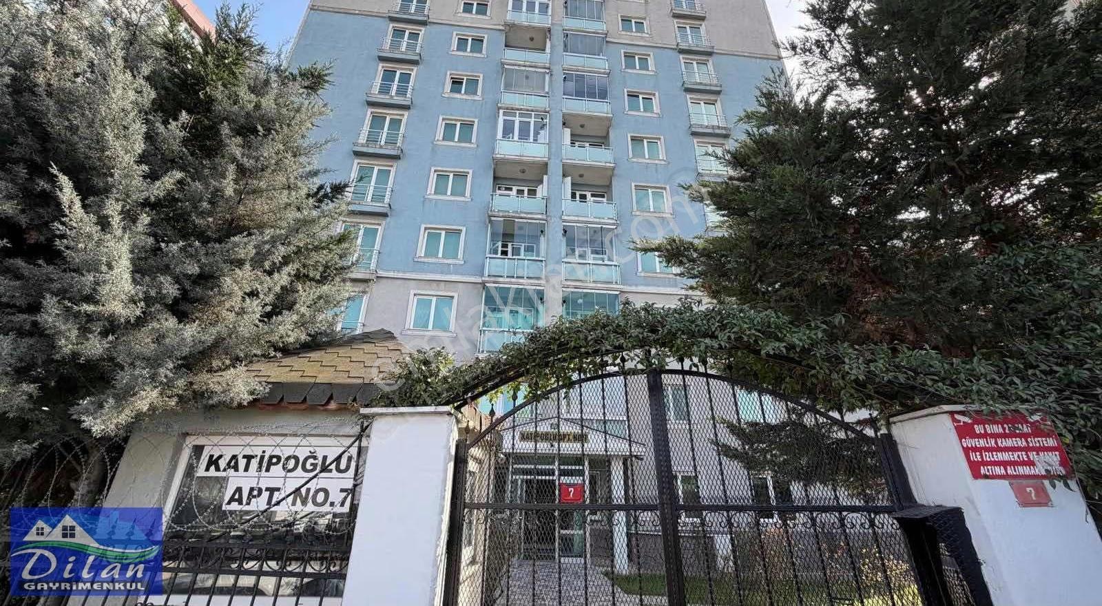 Merkezi Konumda Aile Sitesinde Satılık 3+1 165m2 Daire