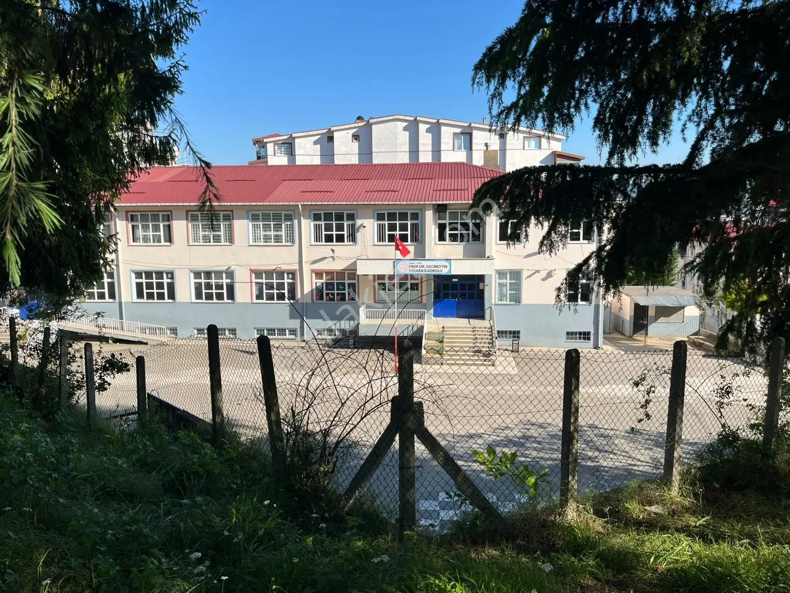 Güleryüz Emlak'tan Satılık__ayrı Mutfaklı__geniş Balkonlu__ - Görsel 8