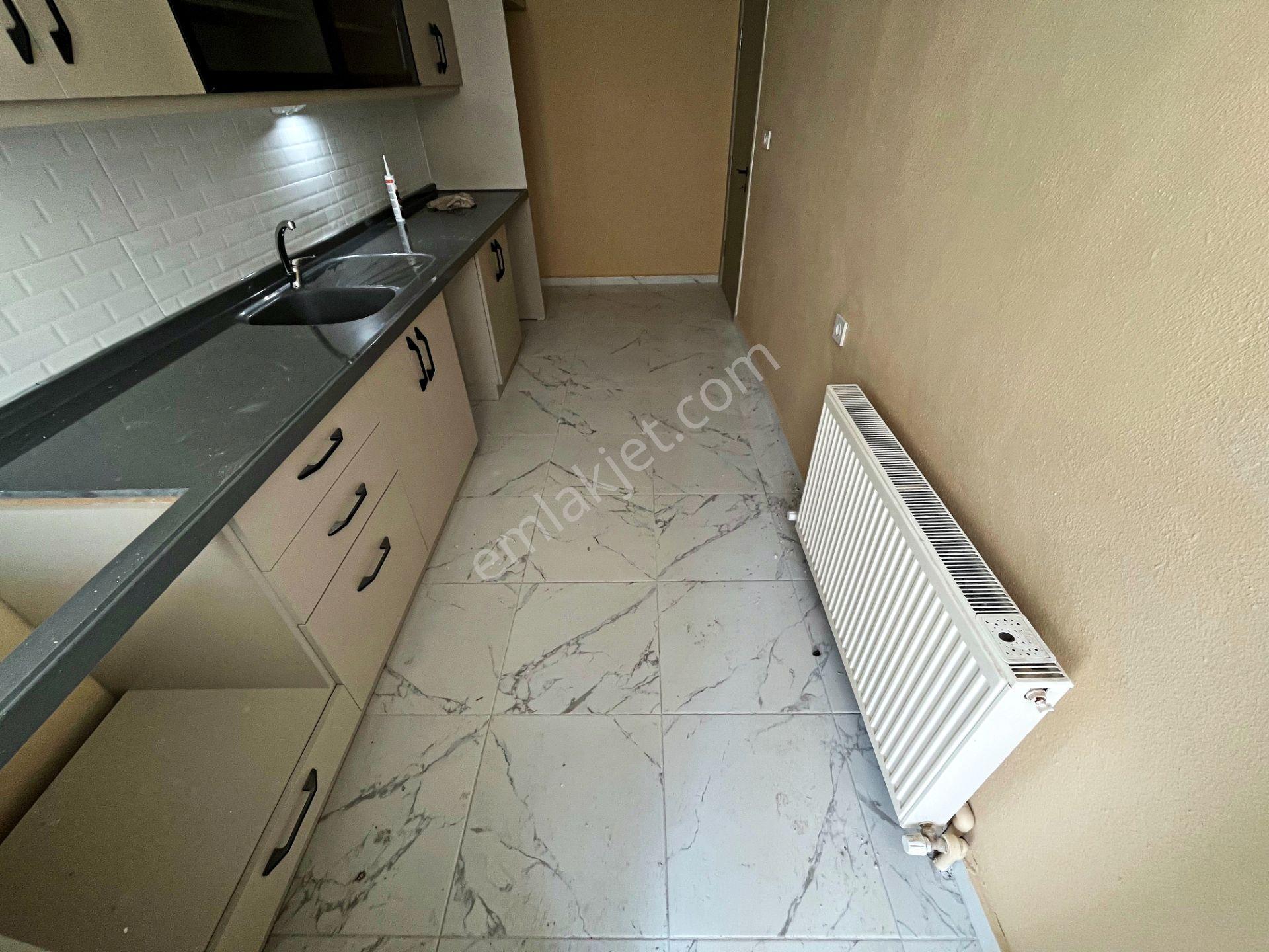 Tek Yetkili Aktif'ten Akçay'da Satılık Denize 500mt Ön Cephe Arakat Harika 2+1 Daire - Görsel 17