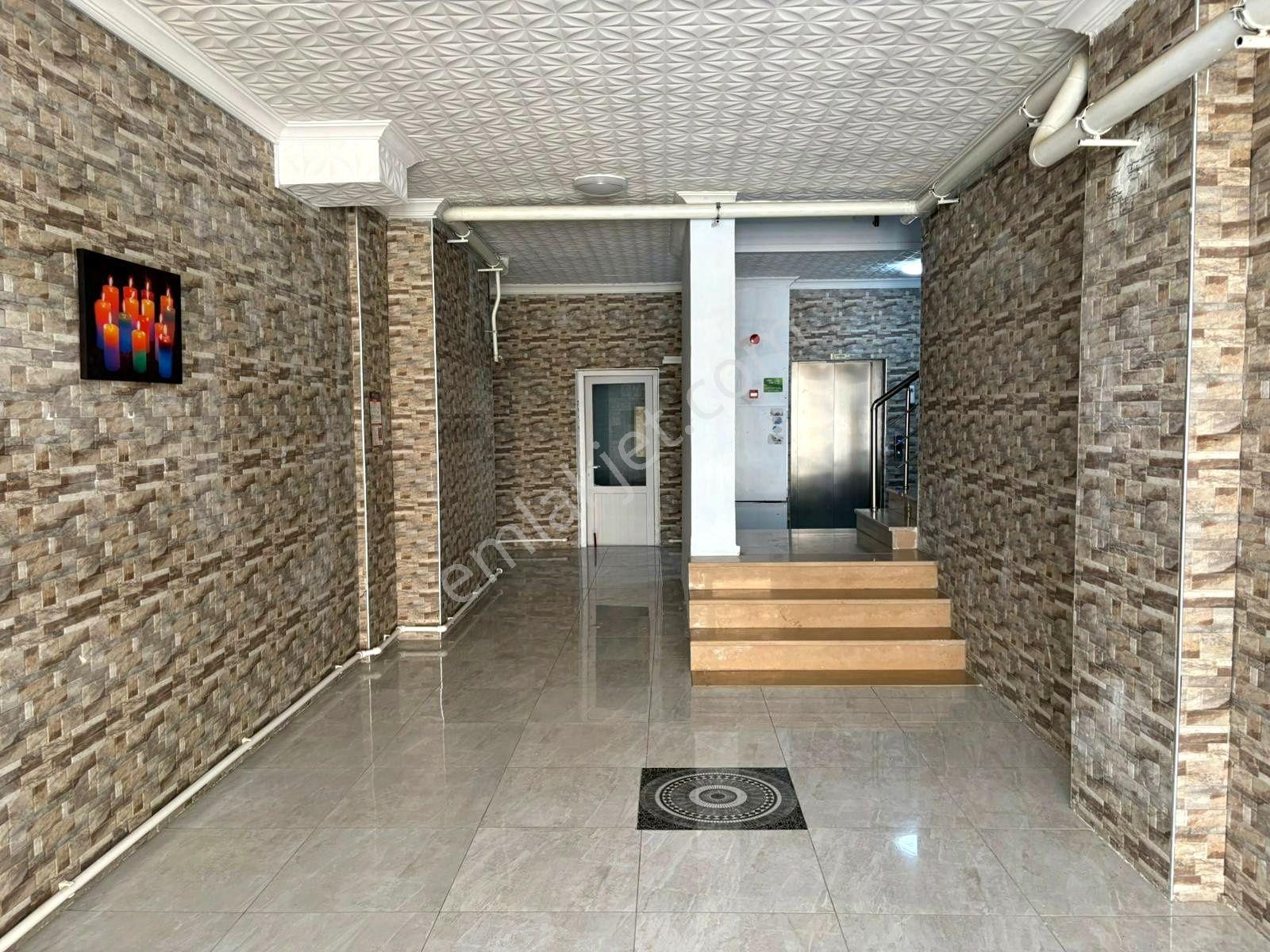 Aktif'ten Akçay'da Satılık Yüksek Kredili Ön Cephe Arakat Cam Balkonlu Geniş 1+1 Daire - Görsel 11