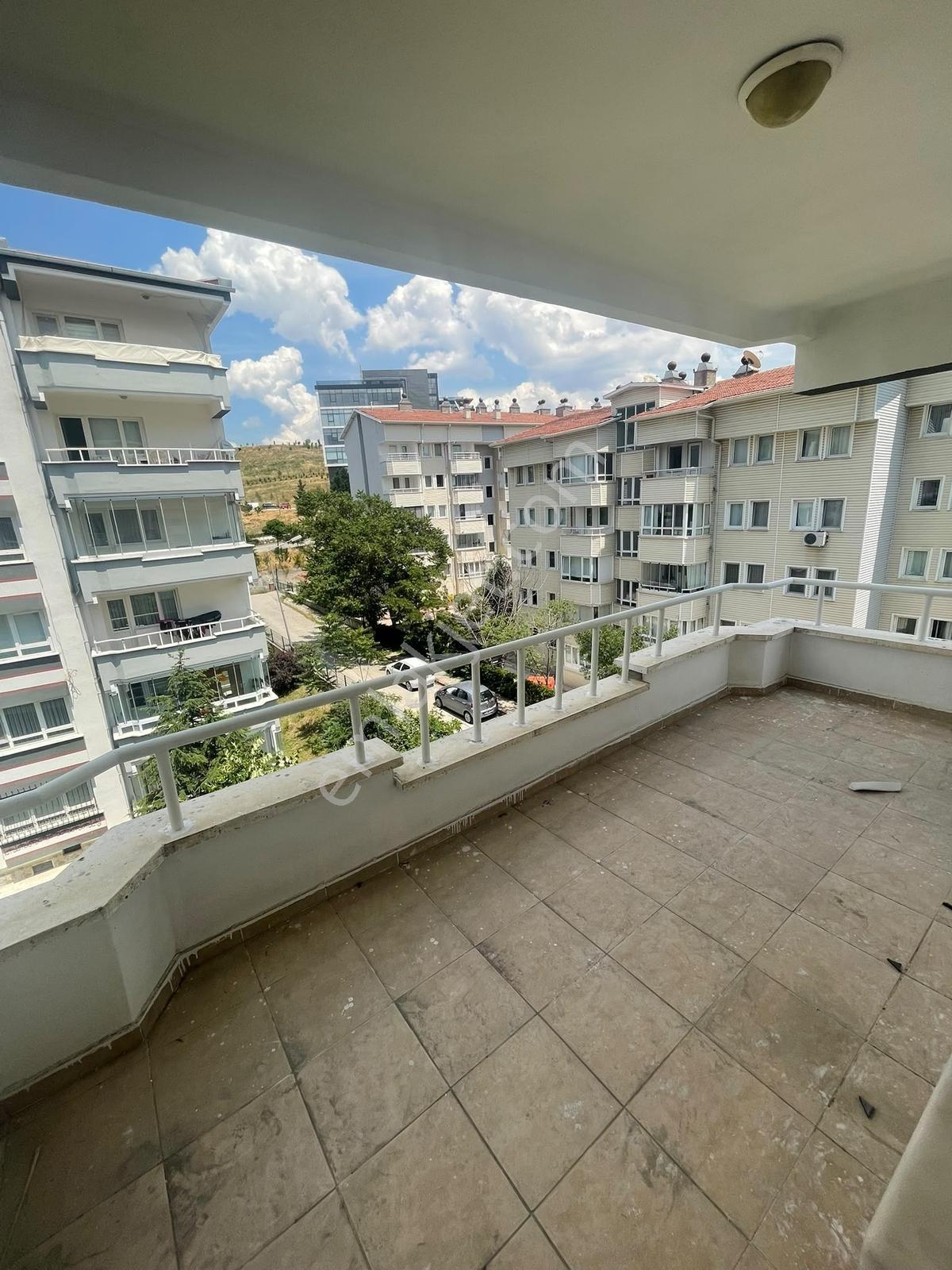 Polat Live'dan İlkyerleşim Mahallesinde 135m2 Ebeveyn Banyo 3+1 - Görsel 11