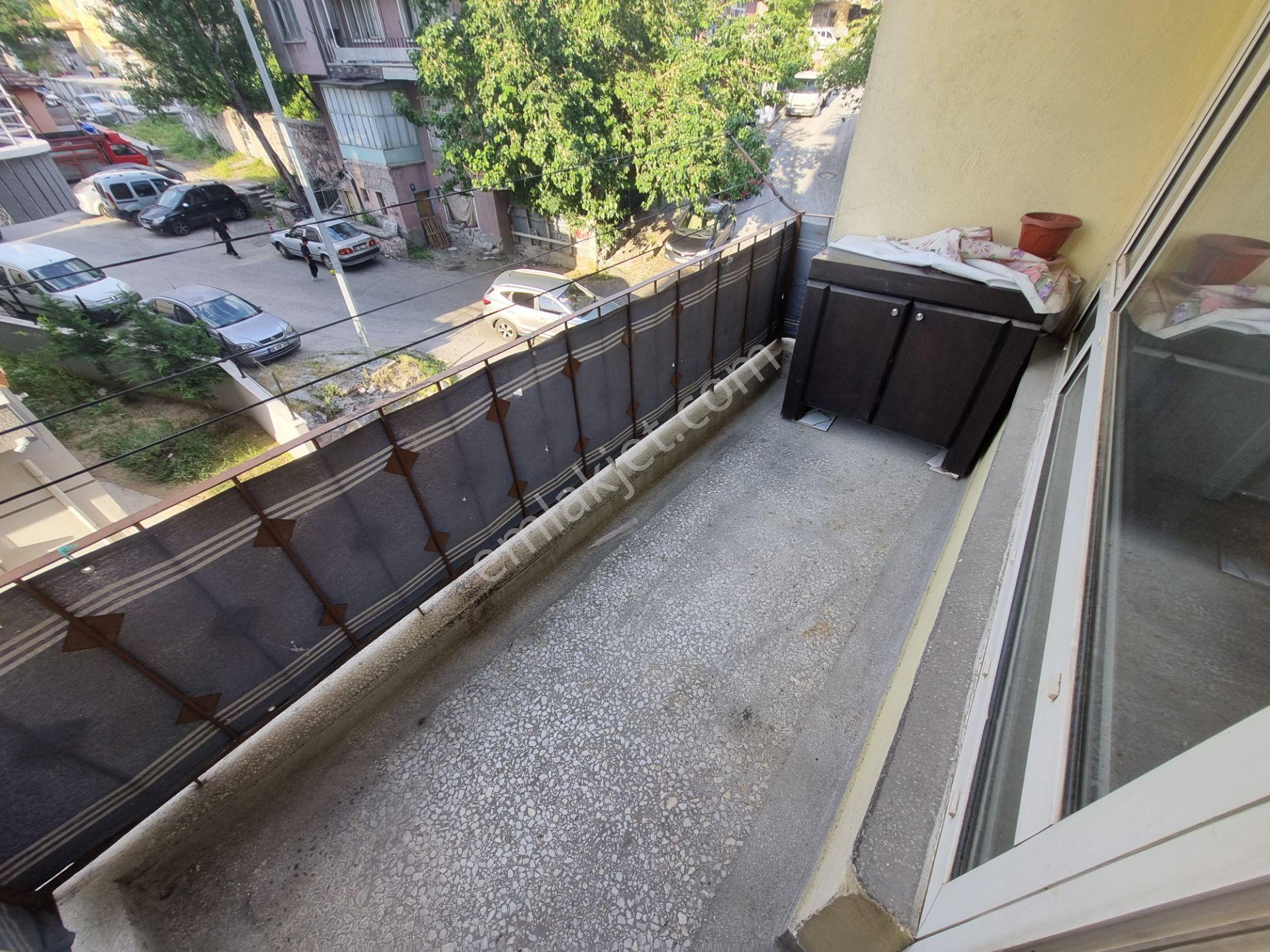 Metroya Yürüme Mesafesinde -asansörlü -ara Kat -kiralık Daire.. - Görsel 13