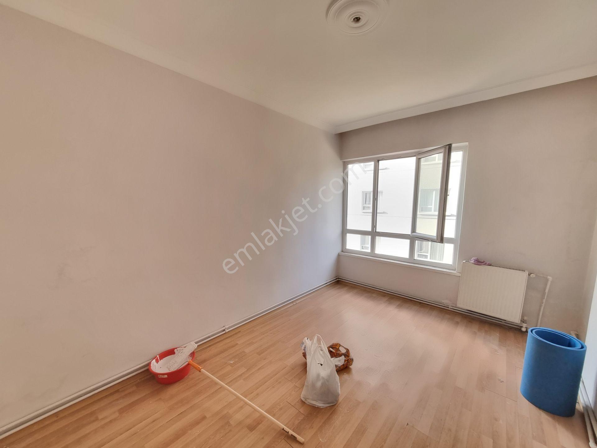 Metroya Yürüme Mesafesinde -asansörlü -ara Kat -kiralık Daire.. - Görsel 24