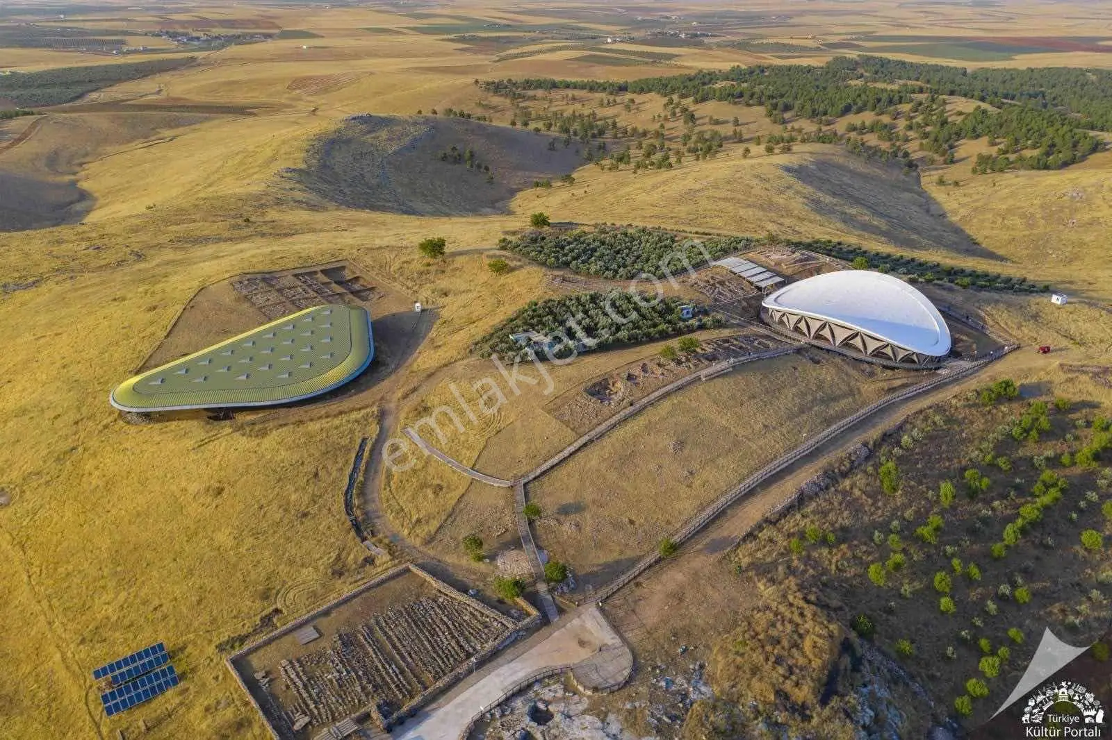 Göbeklitepe'de Satılık Tarla - Görsel 4