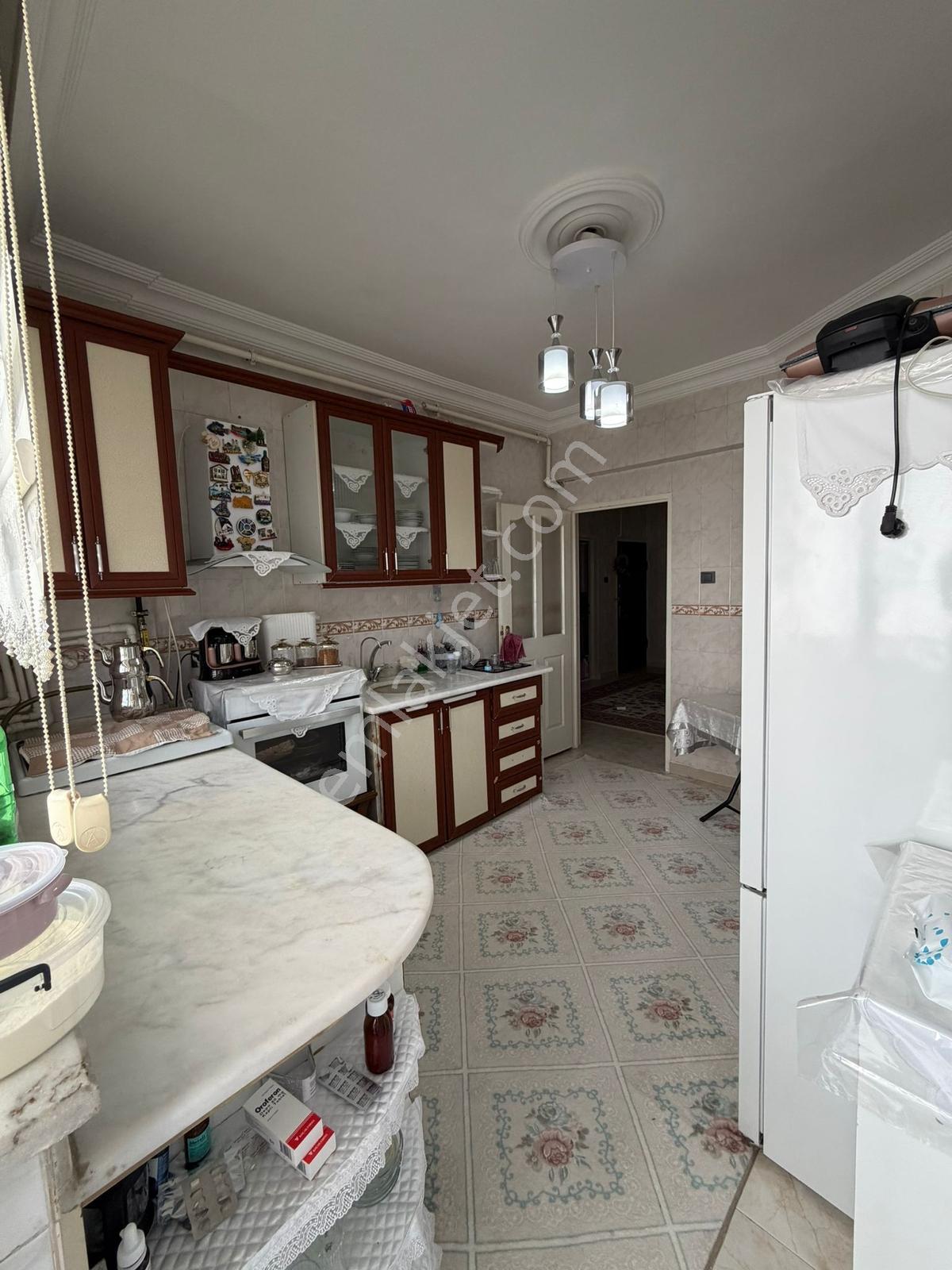 Şahintepe Mahallesinde Kiralık Geniş Bakımlı 3+1 Daire - Görsel 25