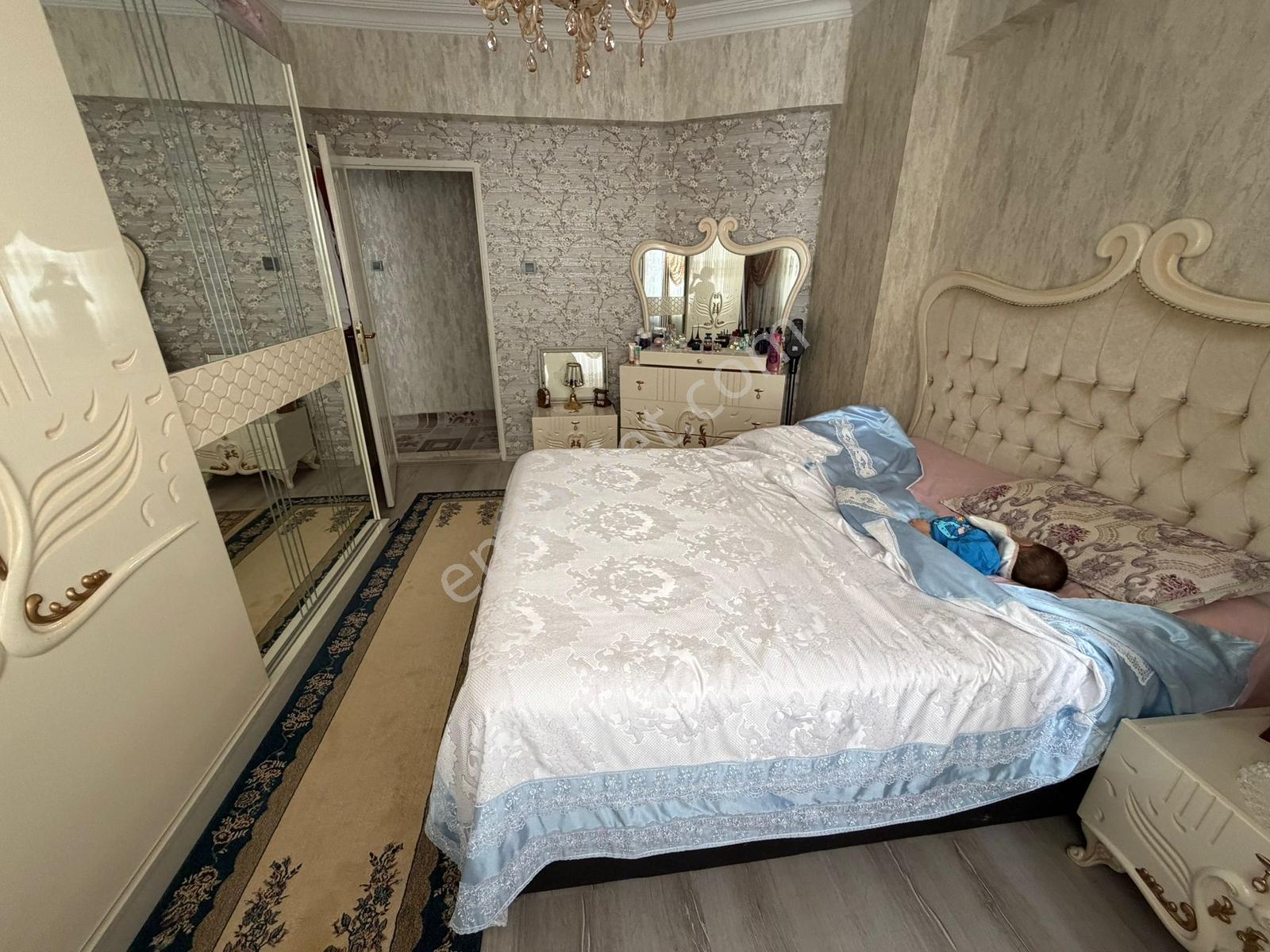 Şahintepe Mahallesinde Kiralık Geniş Bakımlı 3+1 Daire - Görsel 5