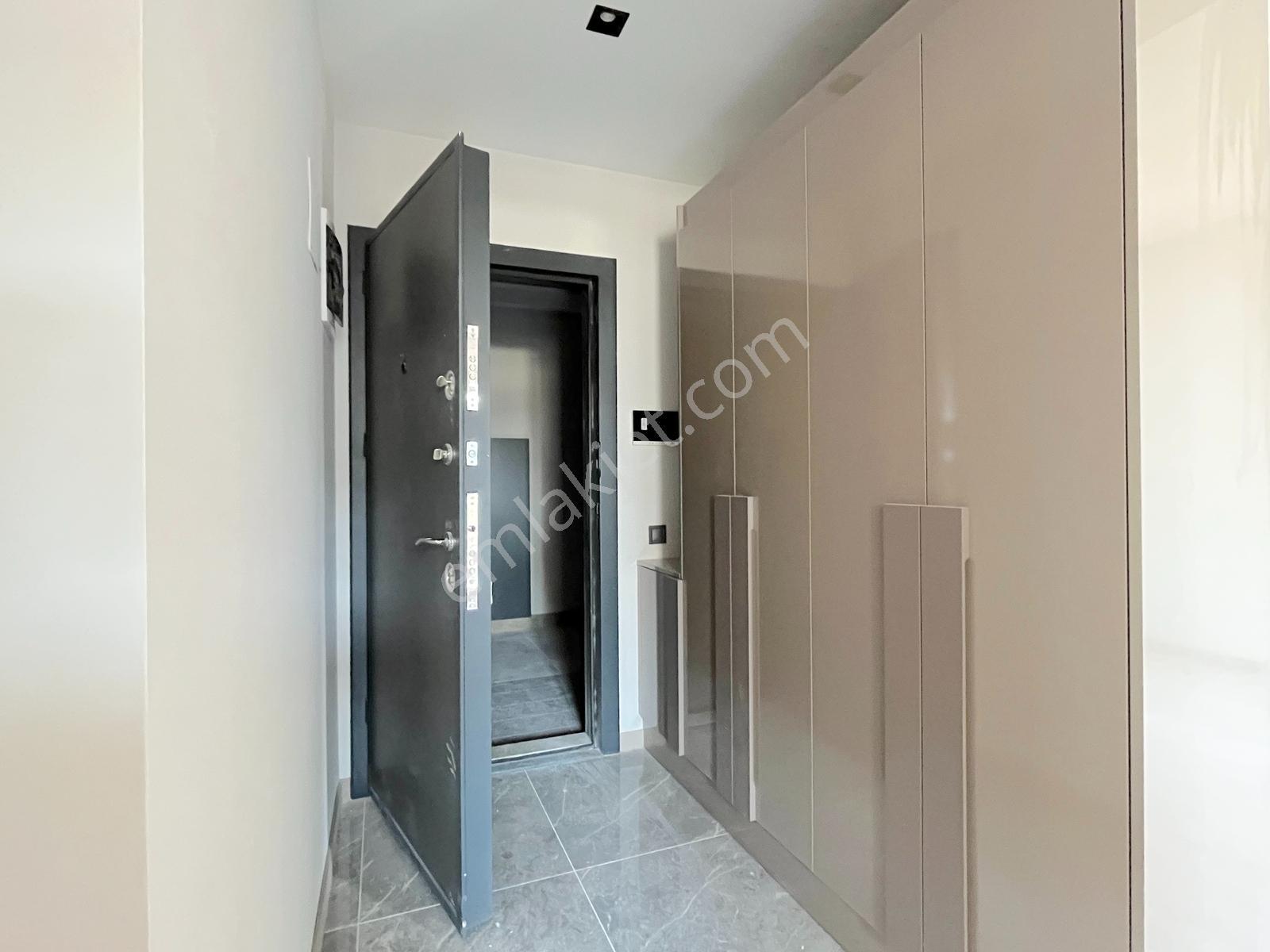 Remax Leon Akpınar Egemen 1050 Sitesi Kiralık 3+1 Daire - Görsel 2
