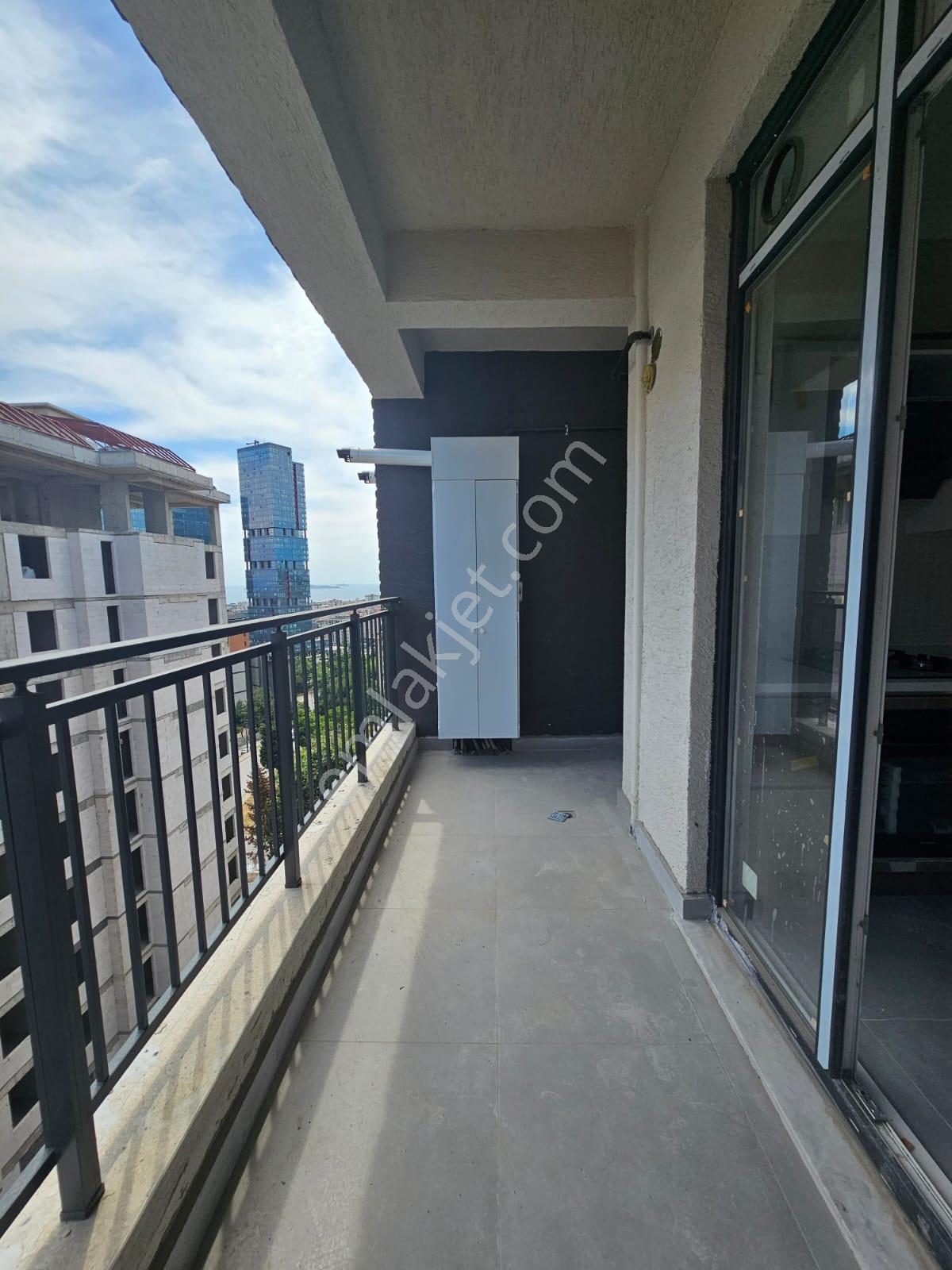Maltepe Esenkent Pera Park Deniz Manz Ebv Banyo Kapalı Otprk 3+1 - Görsel 23