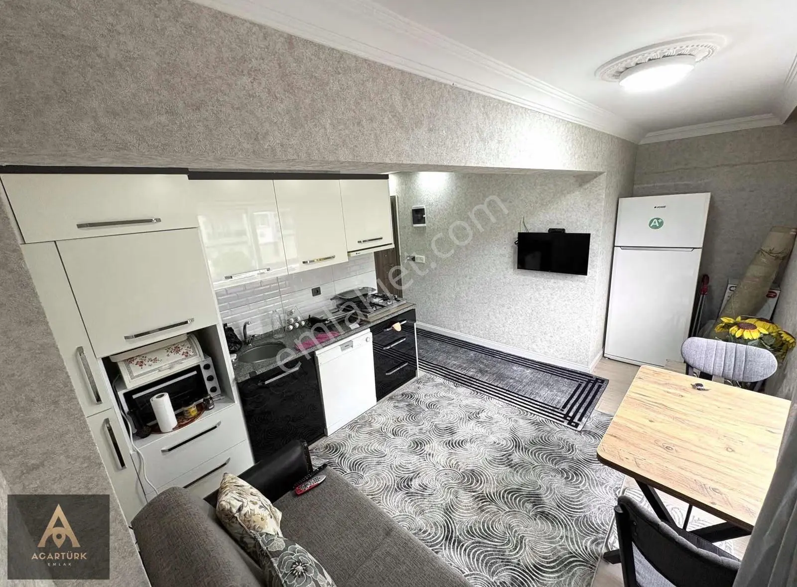 Sümerde Cadde Üzeri 2+1 Eşyalı Ferah Daire