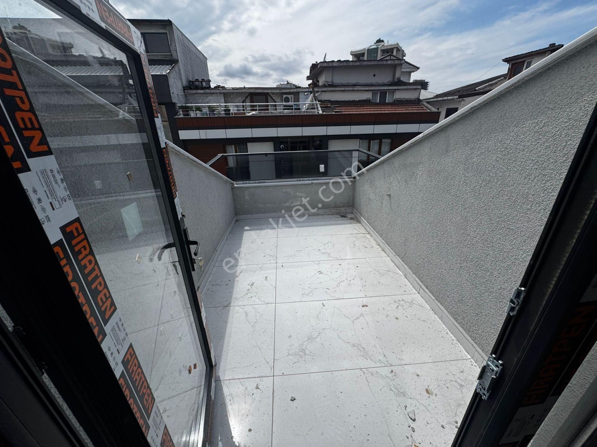 Metroya Yakın █ Sıfır █ 3+1 135 M² 3.kat Satılık Dubleks Daire - Görsel 3