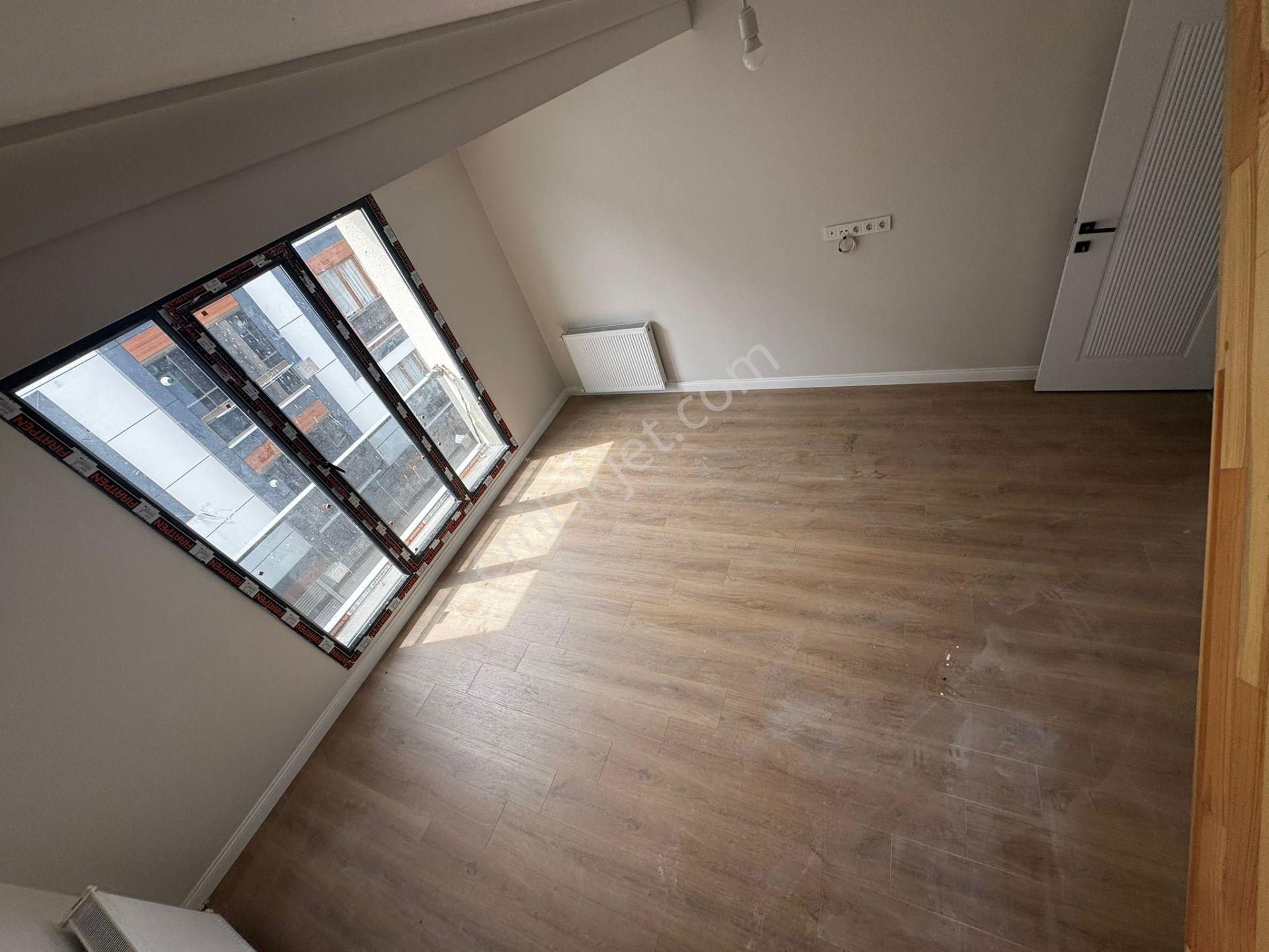 Metroya Yakın █ Sıfır █ 3+1 135 M² 3.kat Satılık Dubleks Daire - Görsel 11