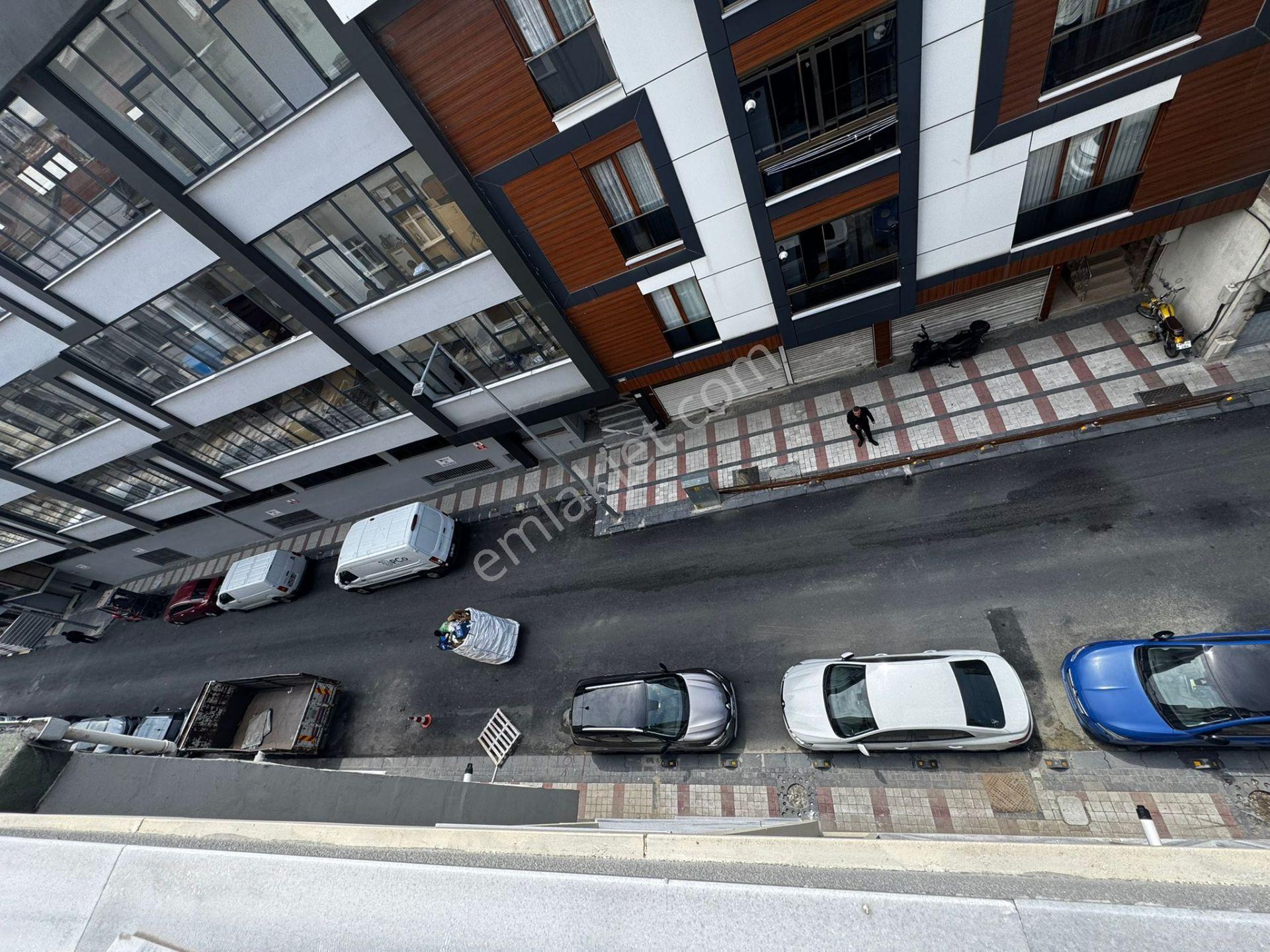 Metroya Yakın █ Sıfır █ 3+1 135 M² 3.kat Satılık Dubleks Daire - Görsel 9