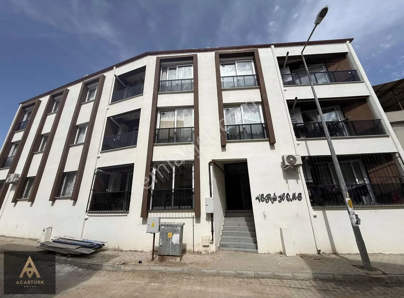 Çarşı Yakını 1+1 Doğalgazlı, Yerden Isıtmalı Daire Balkonlu