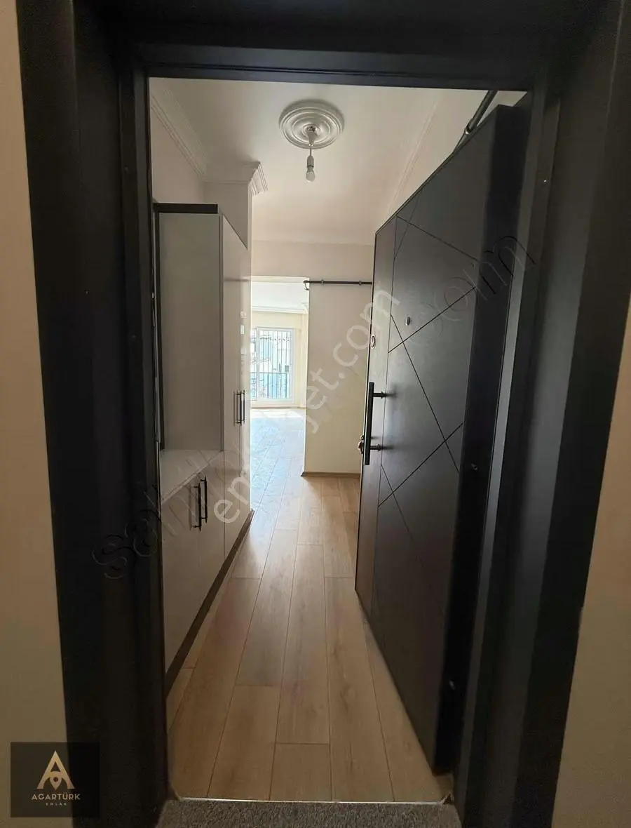 Çarşı Yakını 1+1 Doğalgazlı, Yerden Isıtmalı Daire Balkonlu - Görsel 2