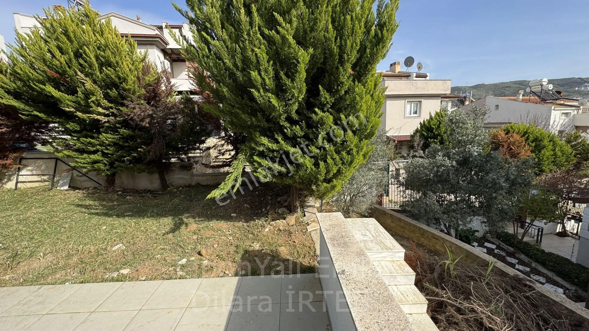 Güzelbahçe Kahramandere Bankacılar Sitesinde 5+1 Satılık Tripleks Villa - Görsel 4