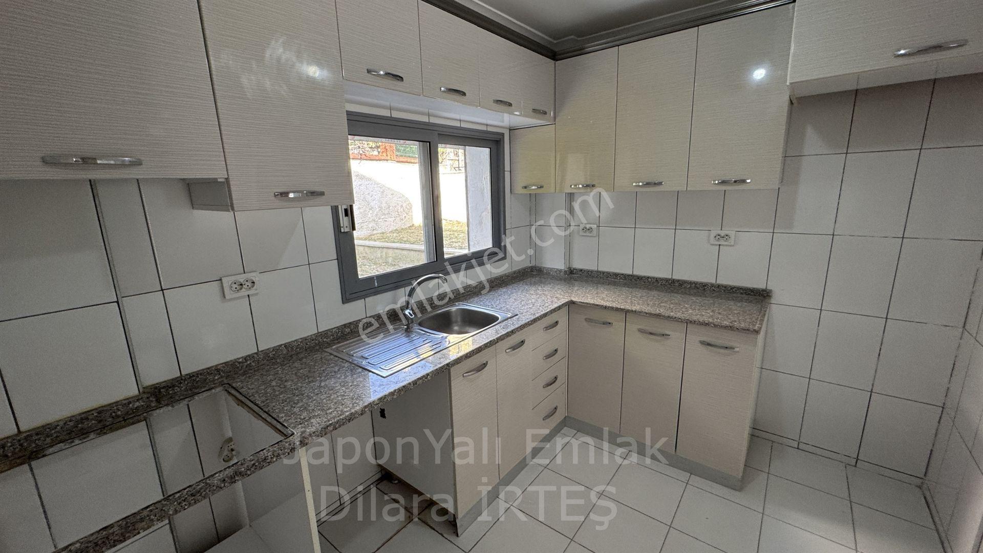 Güzelbahçe Kahramandere Bankacılar Sitesinde 5+1 Satılık Tripleks Villa - Görsel 12