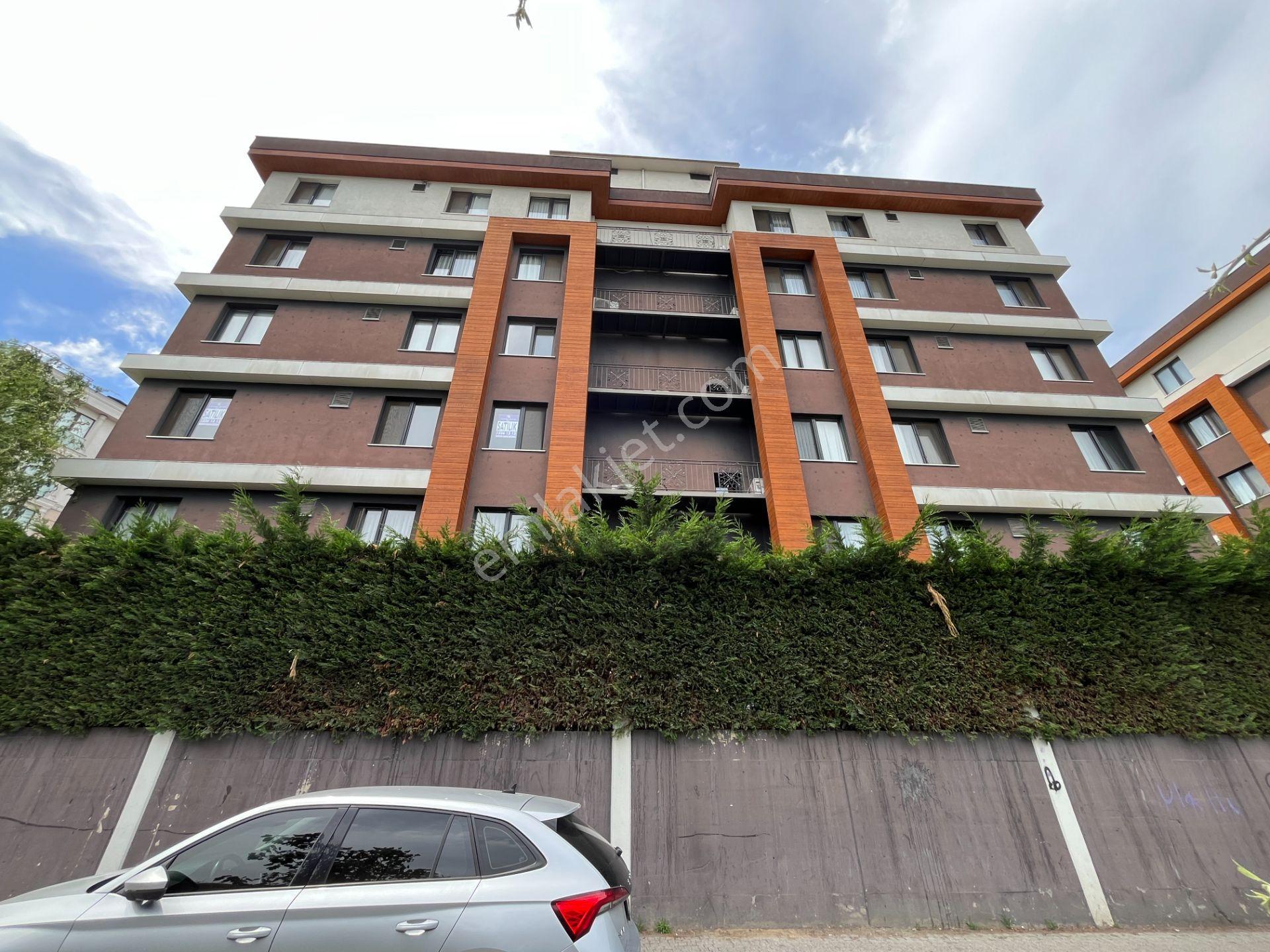 Samandıra Konakları Boş Ara Kat Otoparklı Güvenlikli 3+1 - Görsel 2