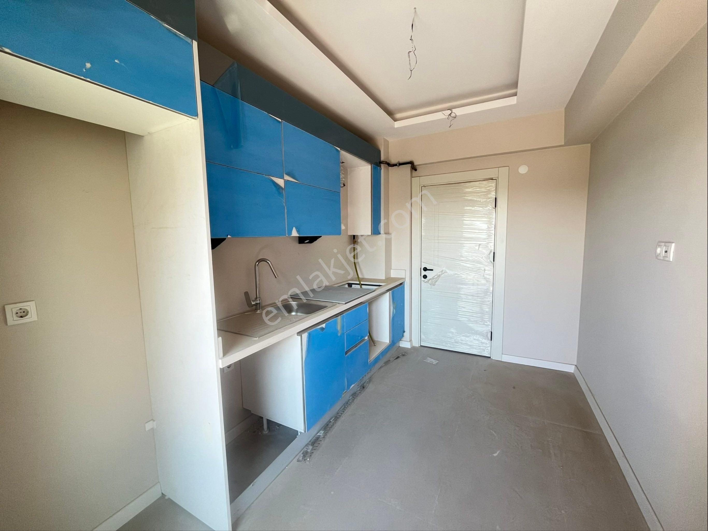 Çiğli /ataşehir'de Havuzlu,güvenlikli Sitede 2+1 Kiralık Daire - Görsel 22