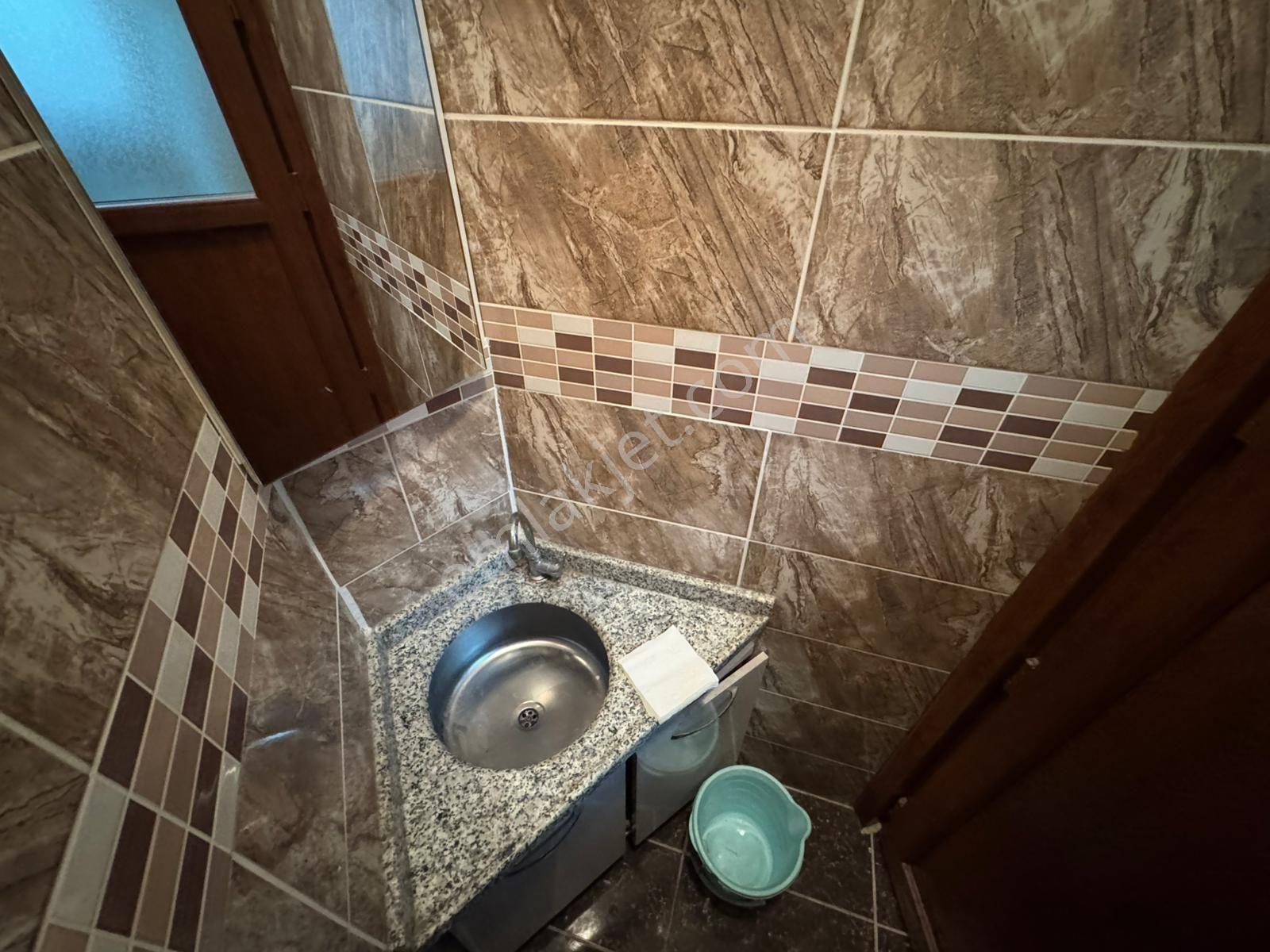 Türkiye Emlak Esenler Fatih Mah 60m² Kiralık Dükkan - Görsel 9