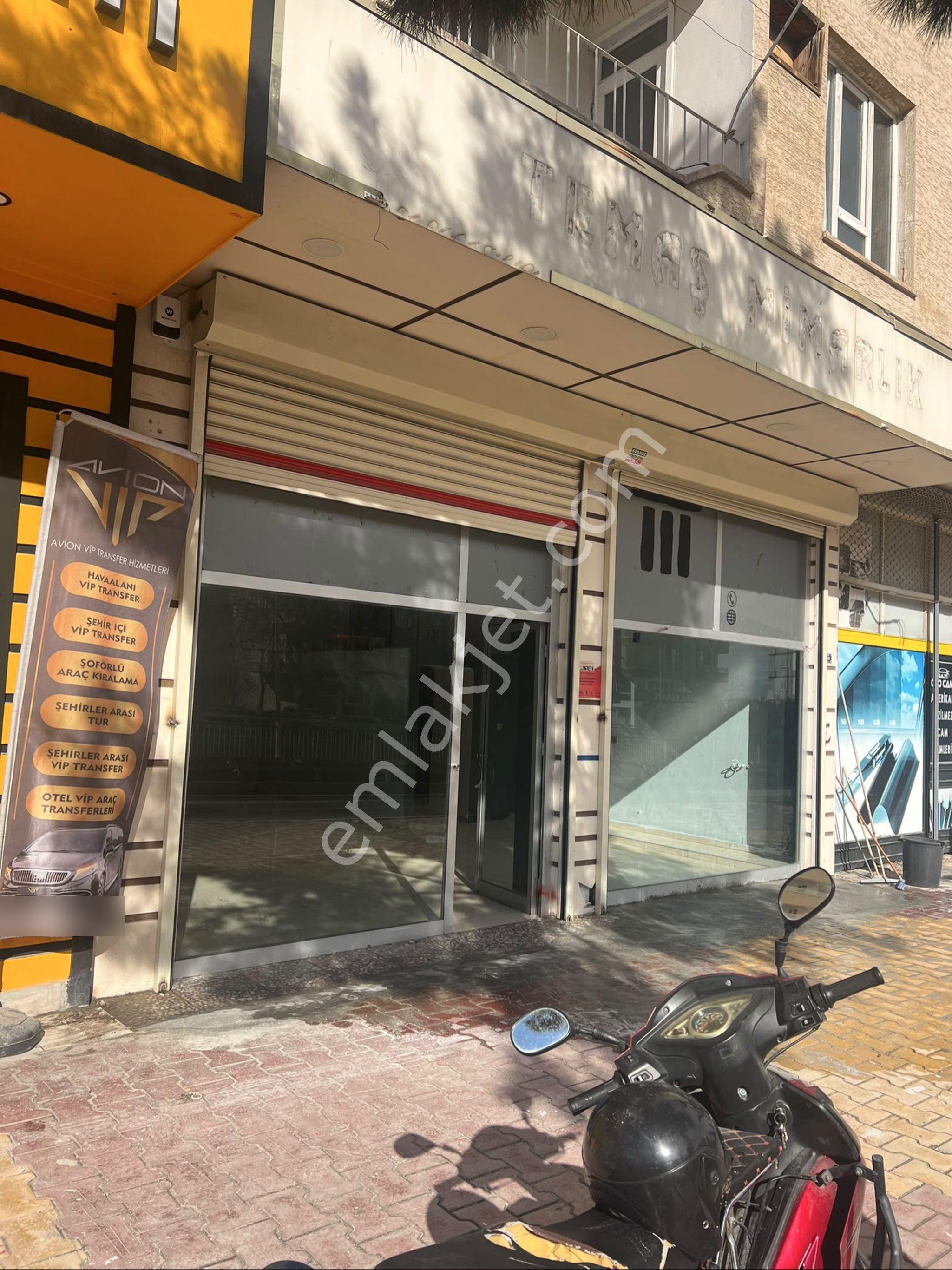 Deniz Gayrimenkul’den Uçaksavar Kavşağında Ana Cadde Üzeri Kiralık İş Yeri - Görsel 3