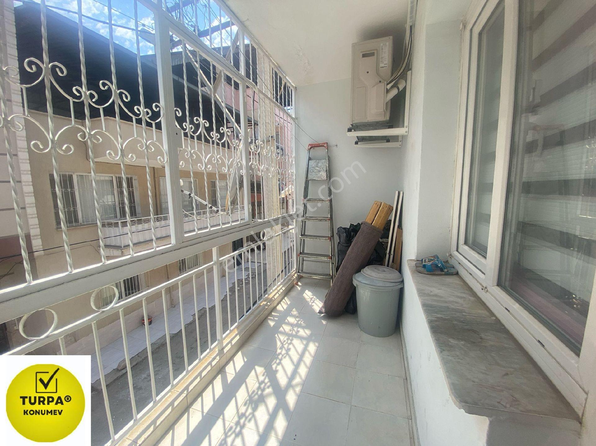 Turpa Konumevden Karabağlar Yunus Emre Mahallesinde Satılık 3+1 Ara Kat Doğalgazlı Daire - Görsel 16