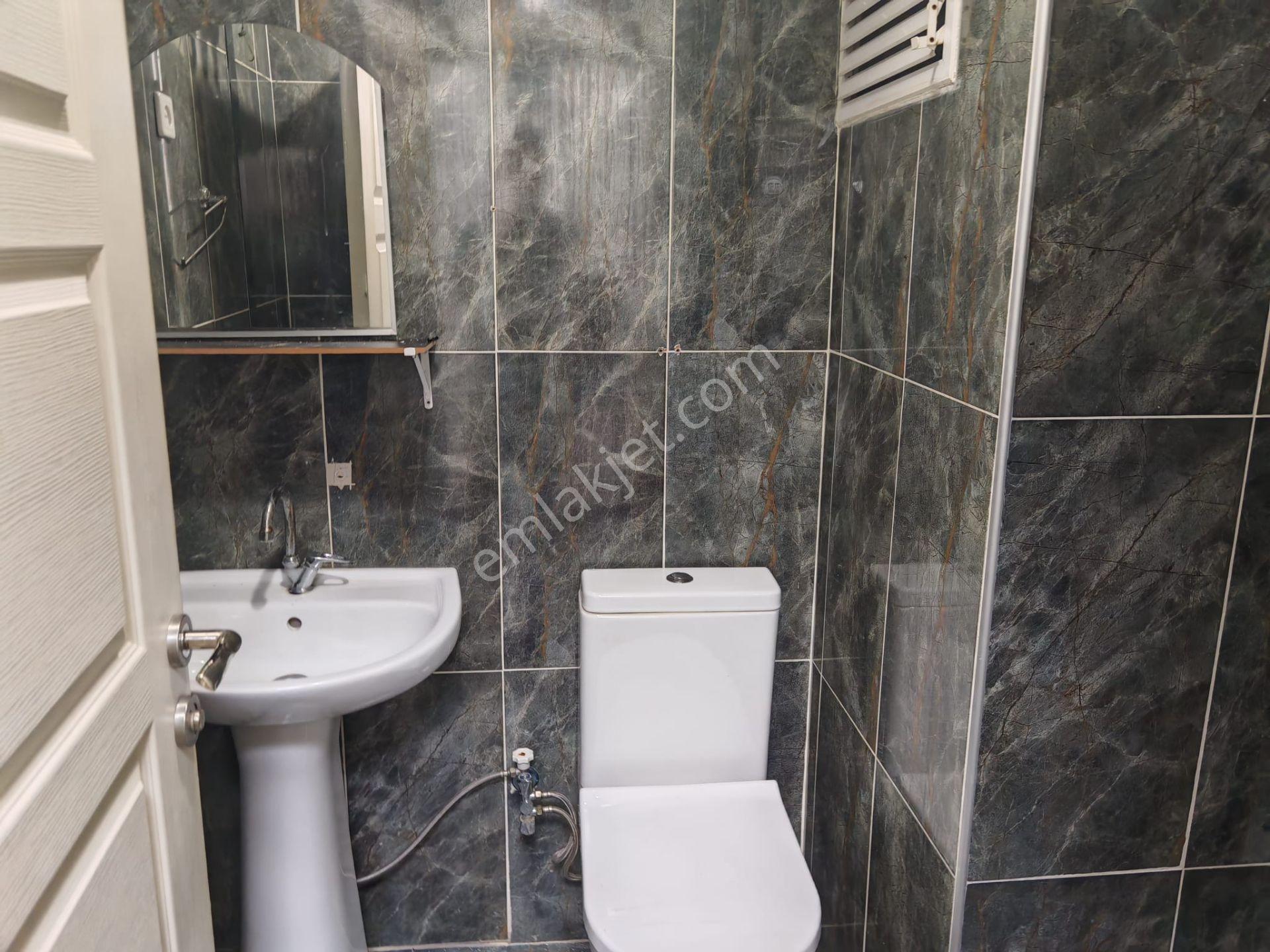 Kızılay Yüksel Caddesi Yapılı Temiz Kiralık 1+1 Ofis, İş Yeri - Görsel 4