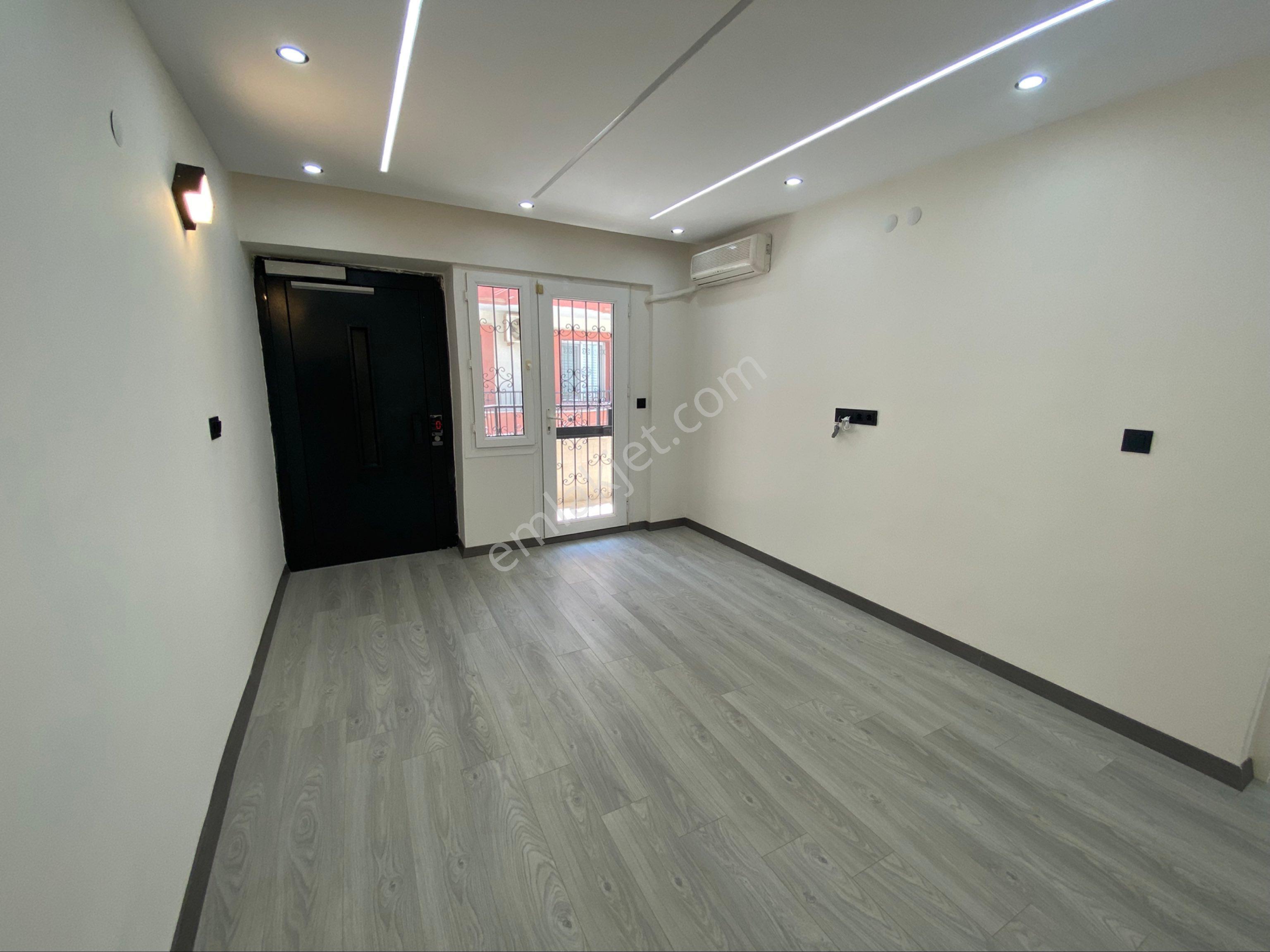 Didim Efeler Mahallesi 5+1 Ayrı Mutfak Asansörlü Satılık Villa - Görsel 14