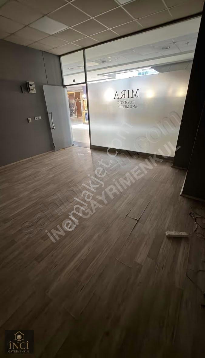İnci'den Giyimkent Ticaret Sarayında Kiralık Ofis - Görsel 7