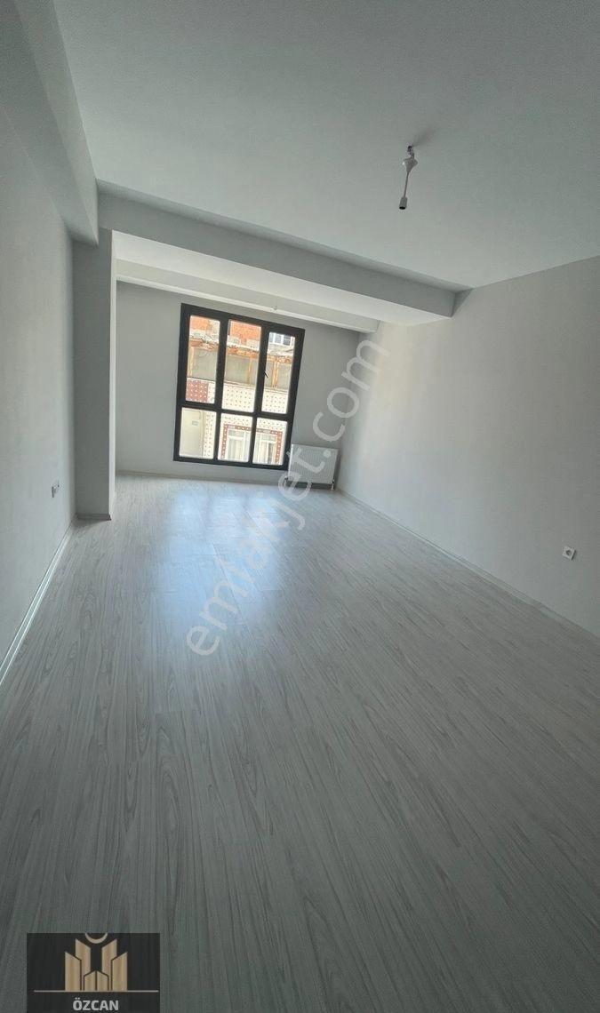 Satılık Sıfır Daire Sitede