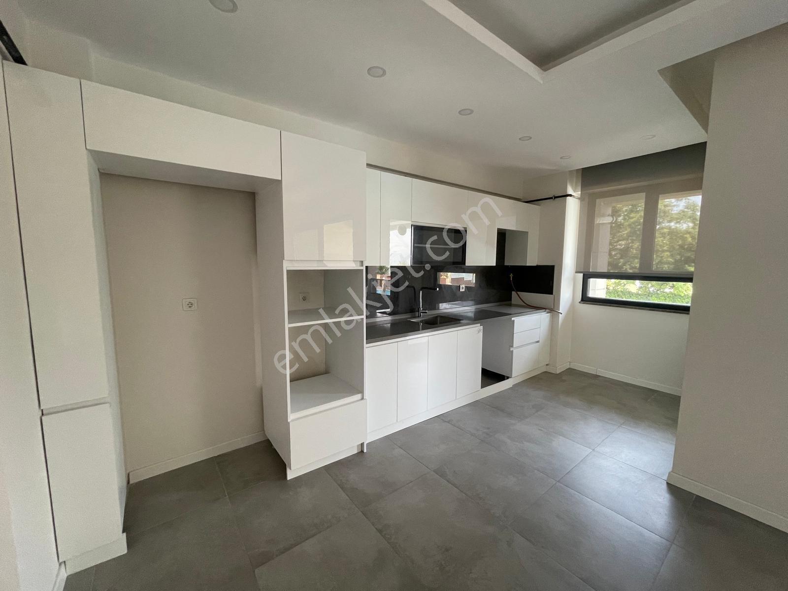 Deniz'e Sıfır Havuzlu Site İçerisinde 2+1 Lüks Daire | 100 M² - Görsel 22